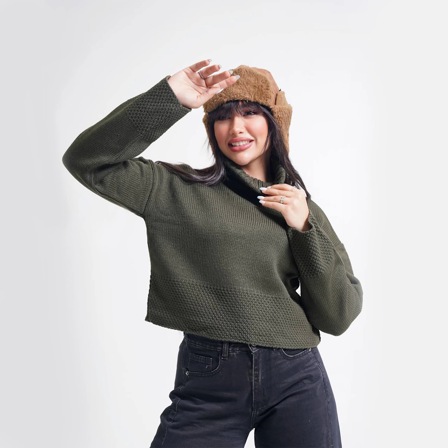 کراپ بافت یقه اسکی سپید