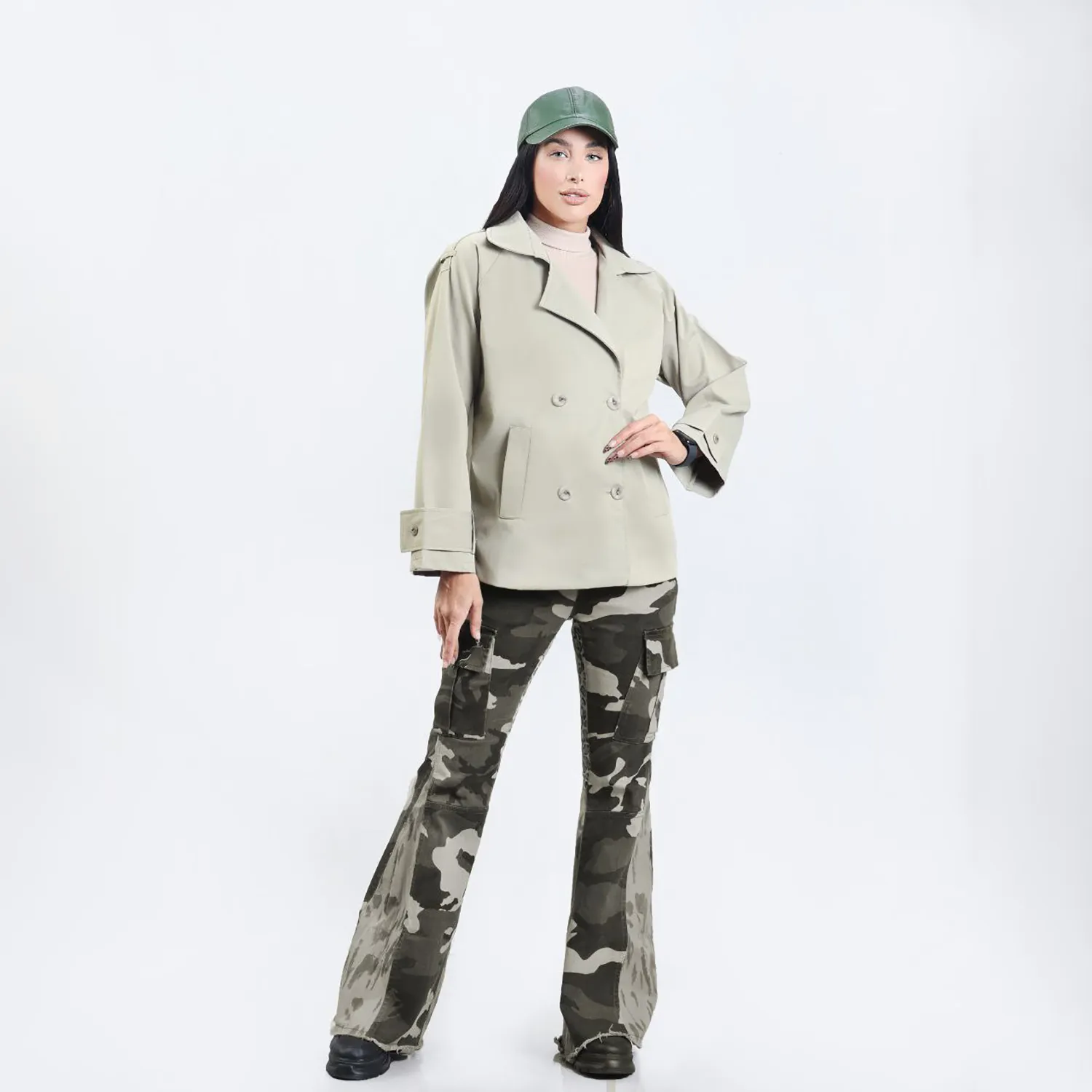 بارونی یقه انگلیسی کوتاه