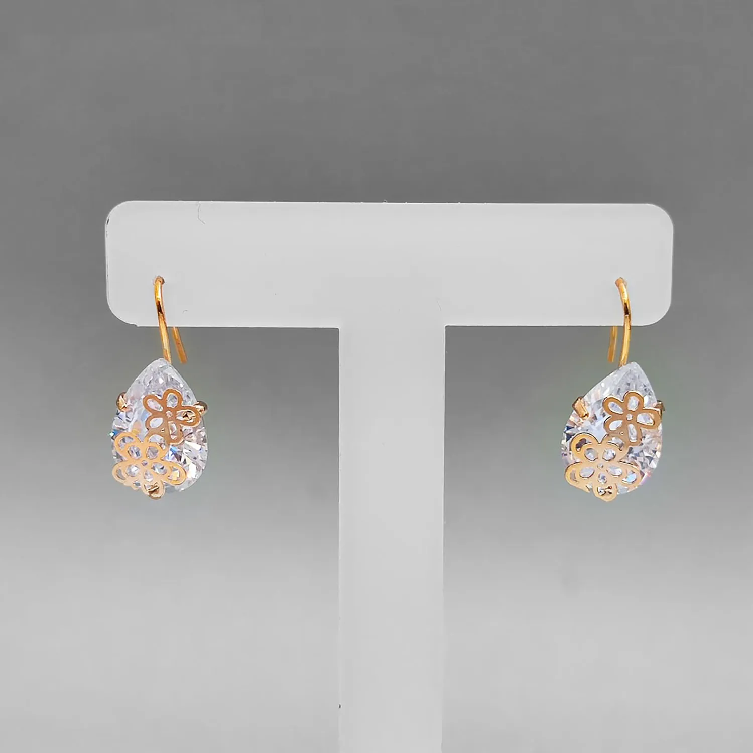 گوشواره گلی