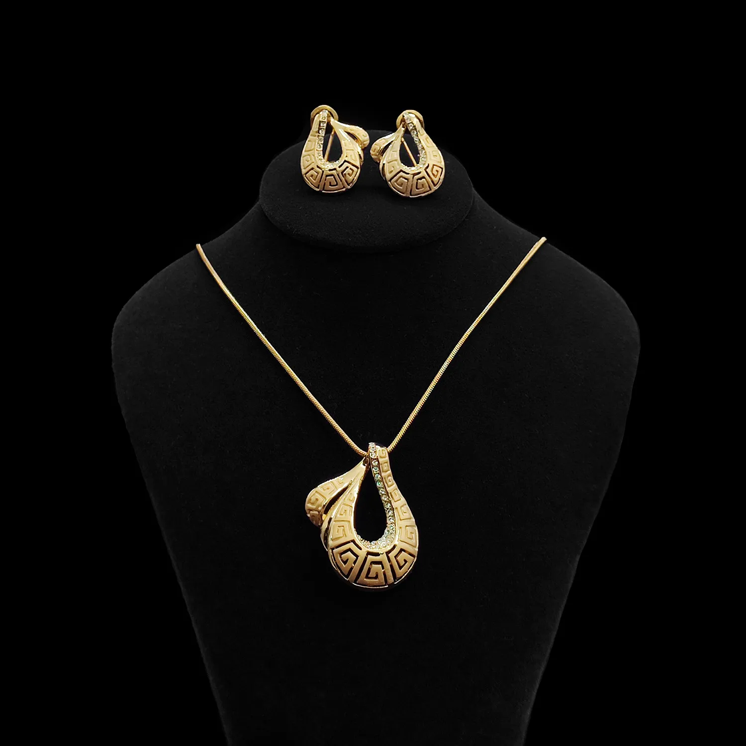 نیم ست اب طلا ایتالیا