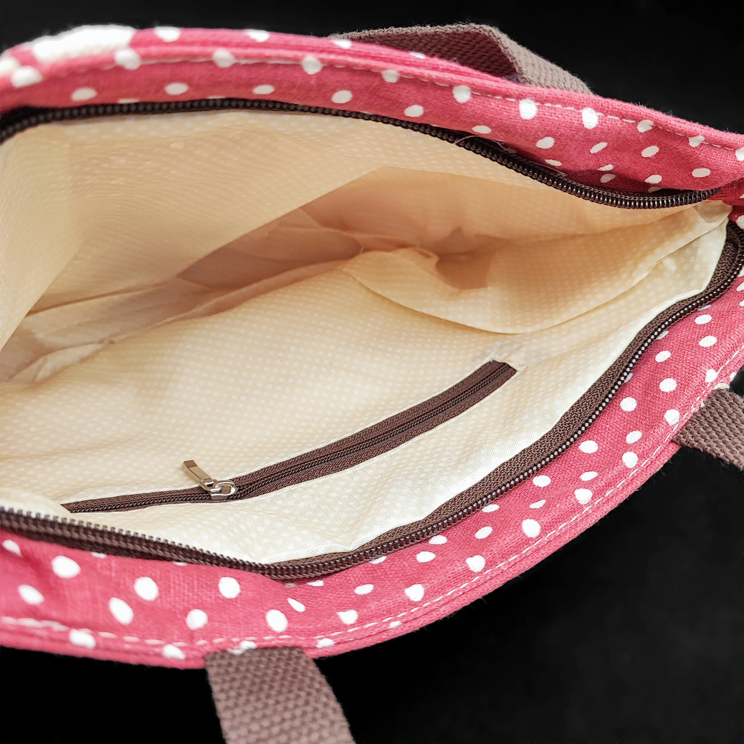 کیف دستی پیشی