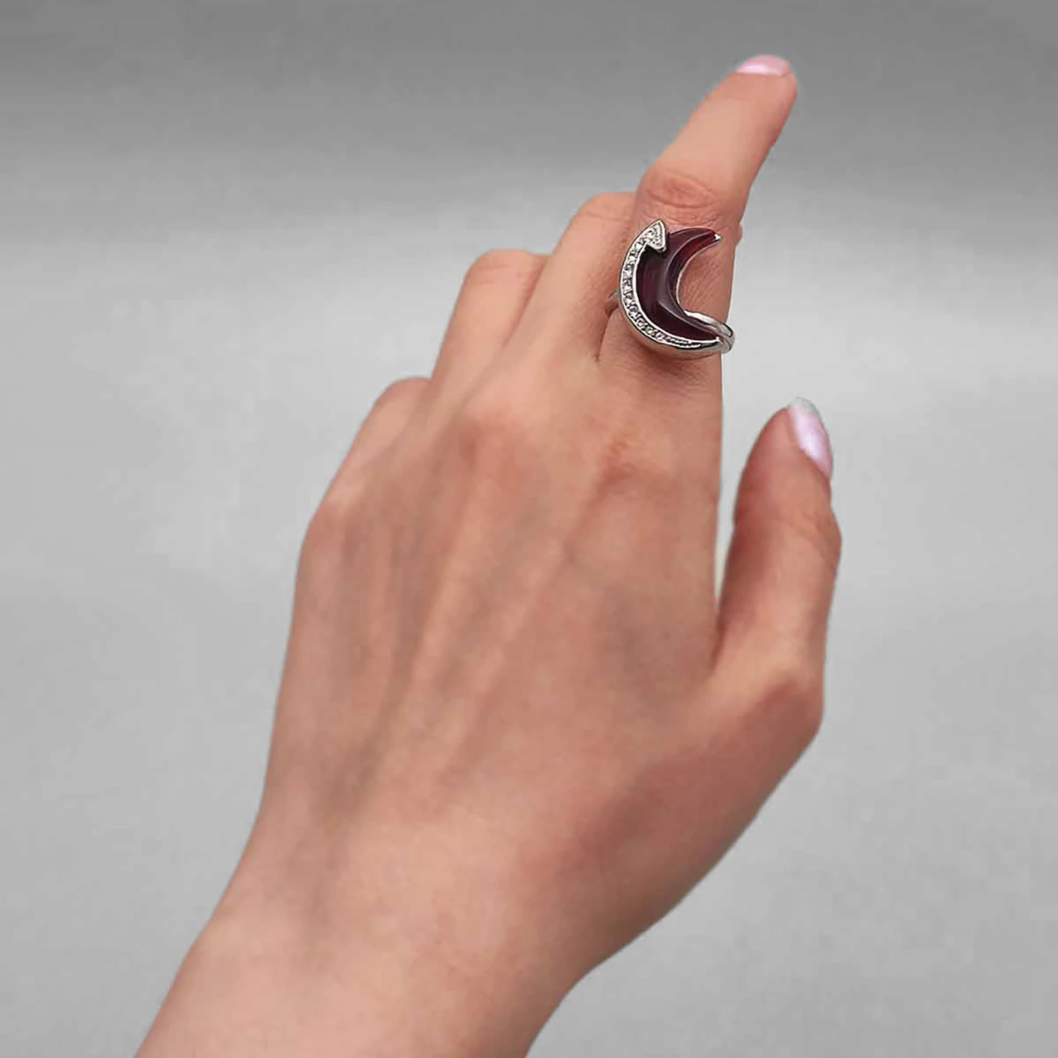 انگشتر هلال ماه سیاه قلم 