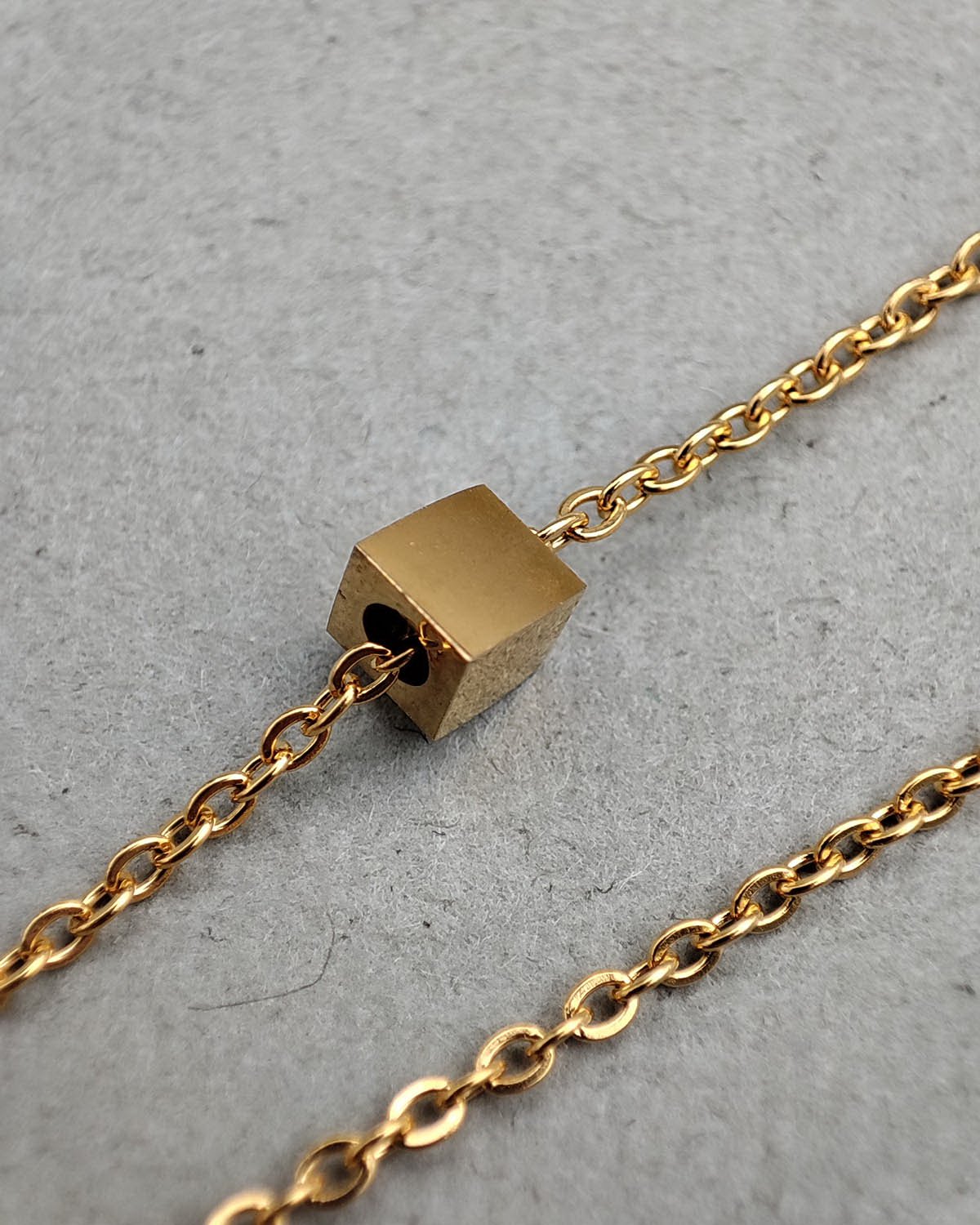 پابند استیل دو رج طرح تاس