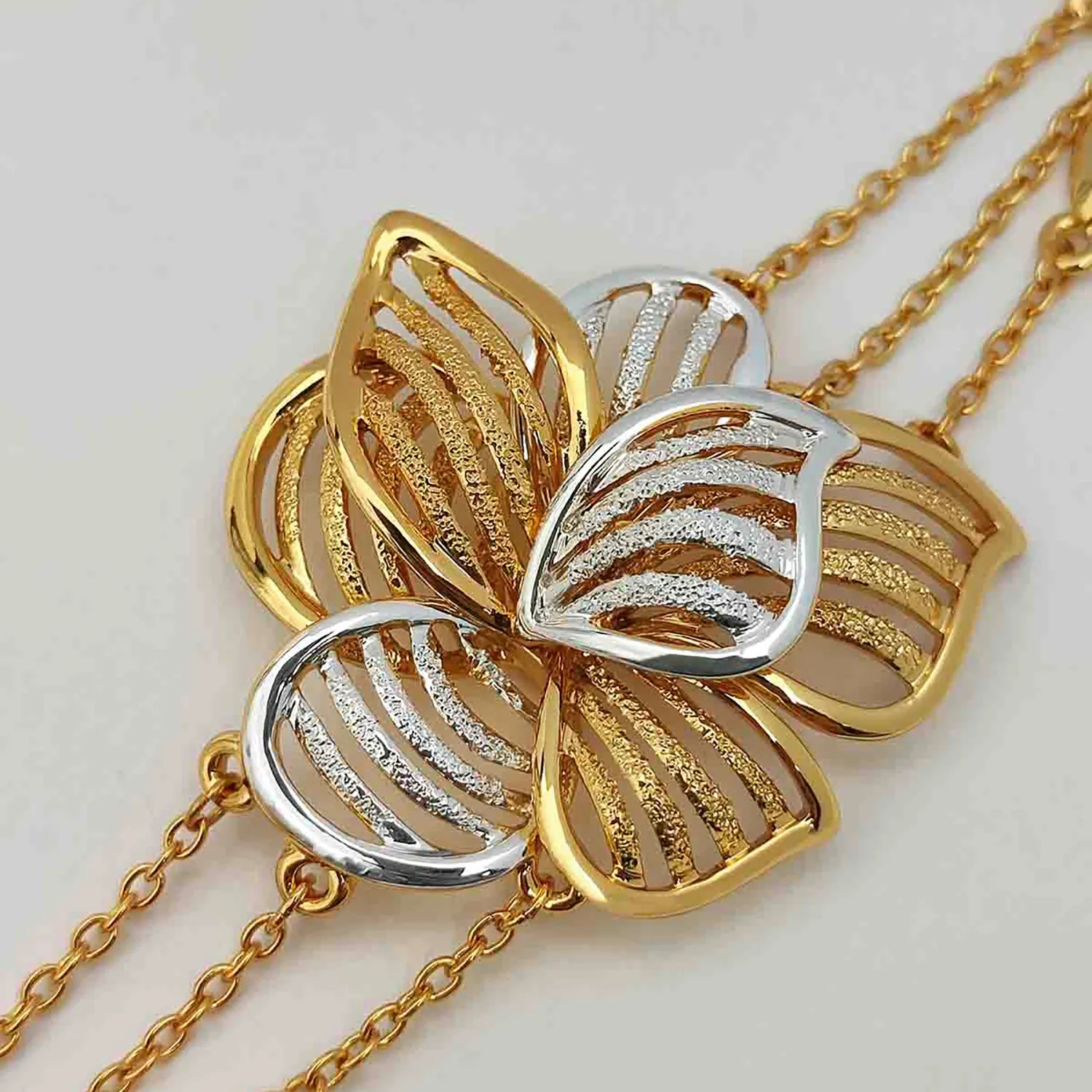 دستبند اب طلا مارکیز ایتالیا