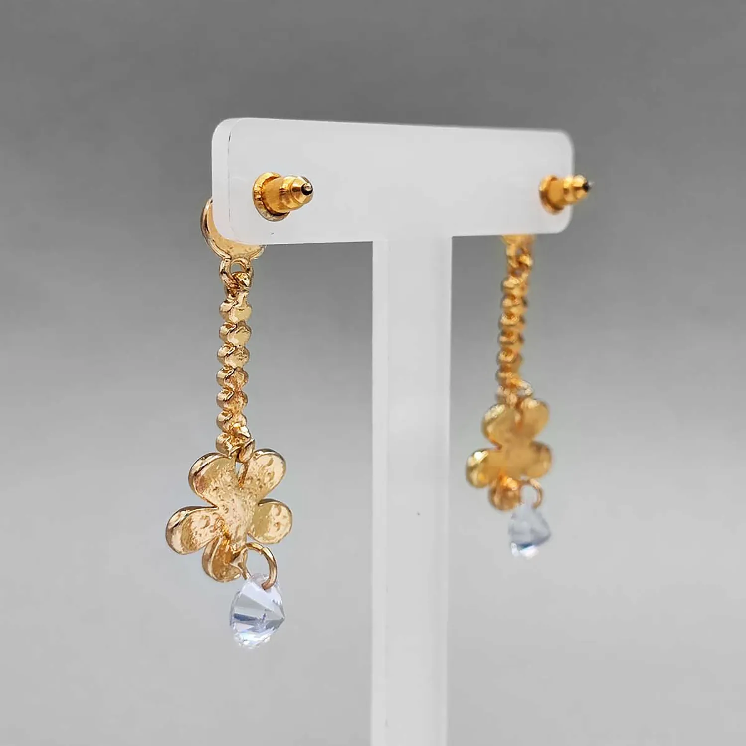 گوشواره گل zaya