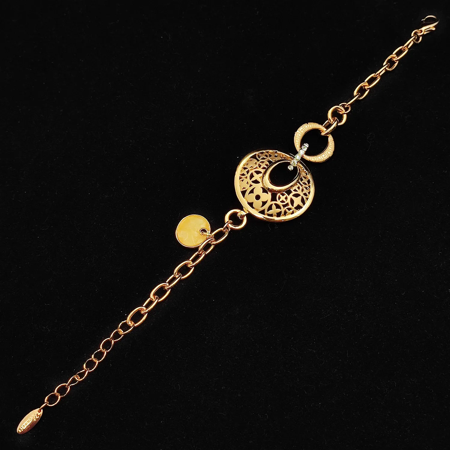 دستبند اب طلا