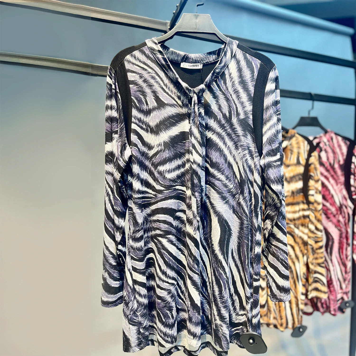 بلوز پلنگی یقه کراواتی