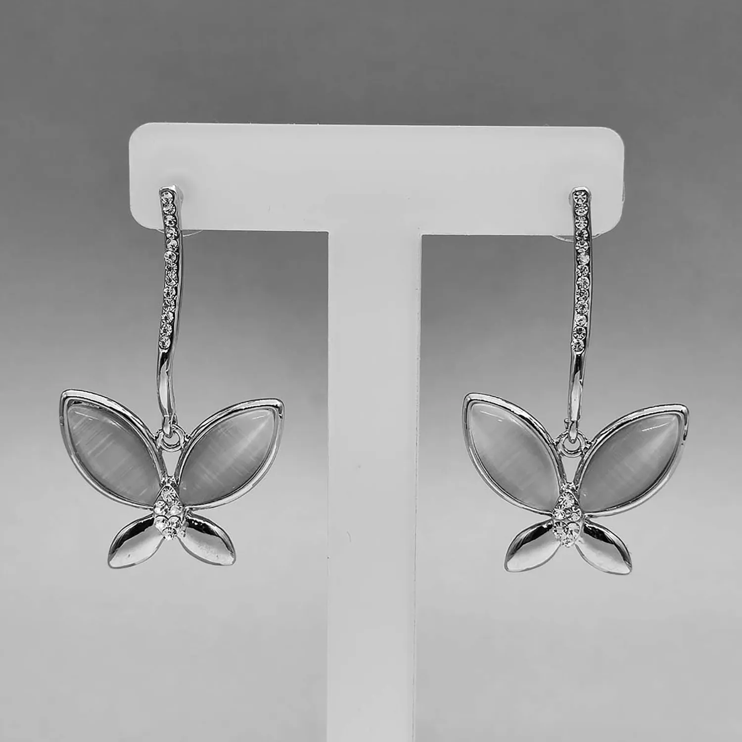 گوشواره پروانه