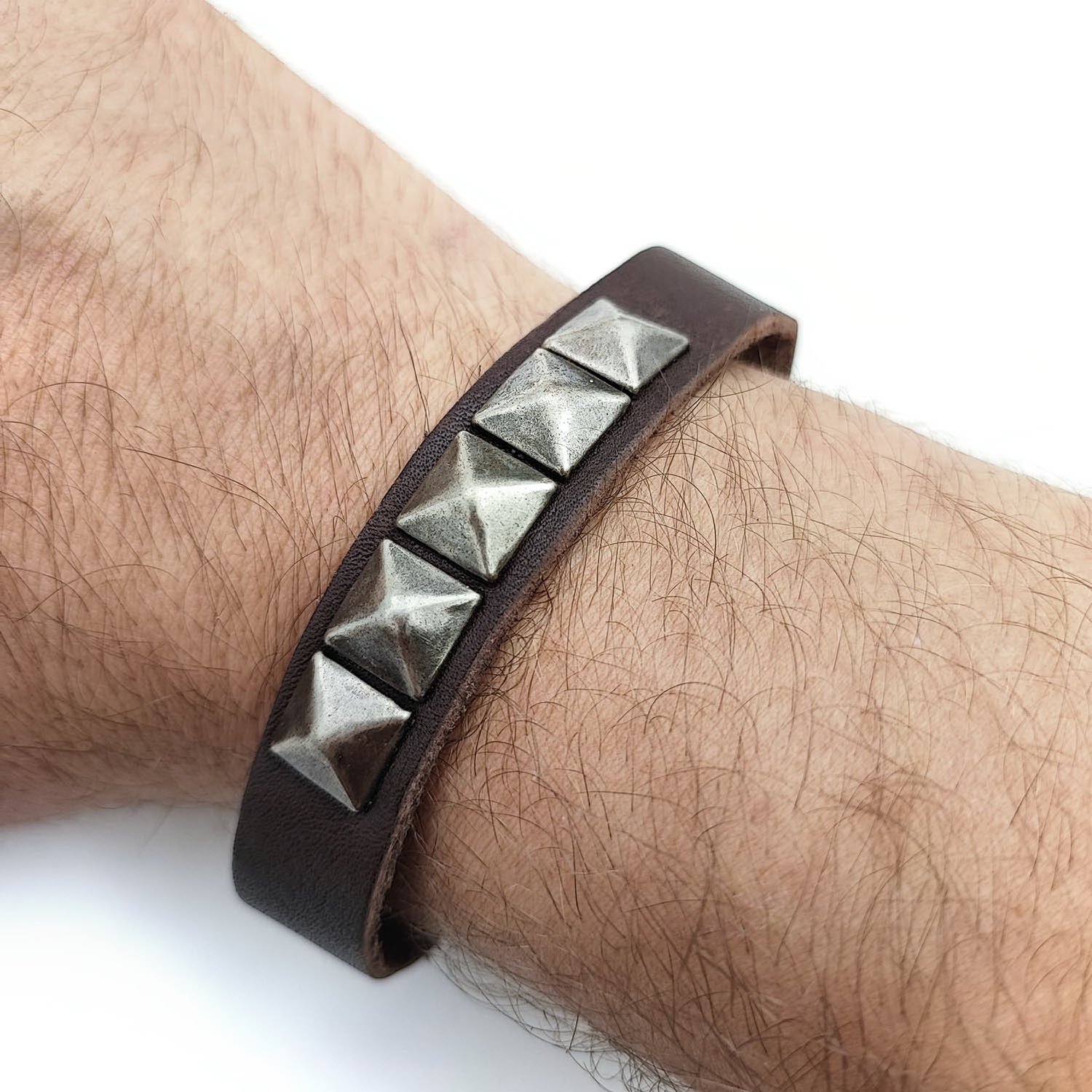 دستبند چرم 126