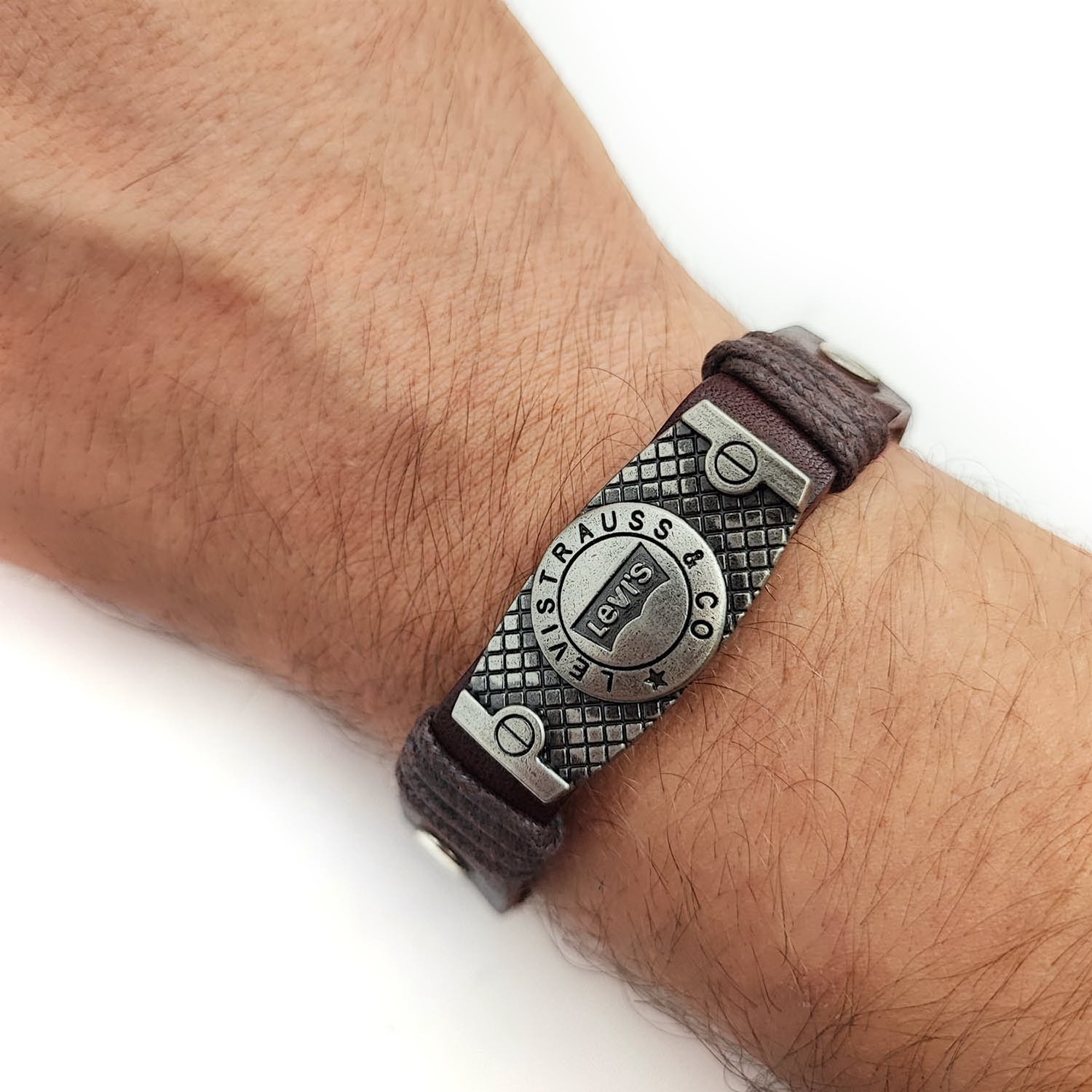 دستبند چرم 102