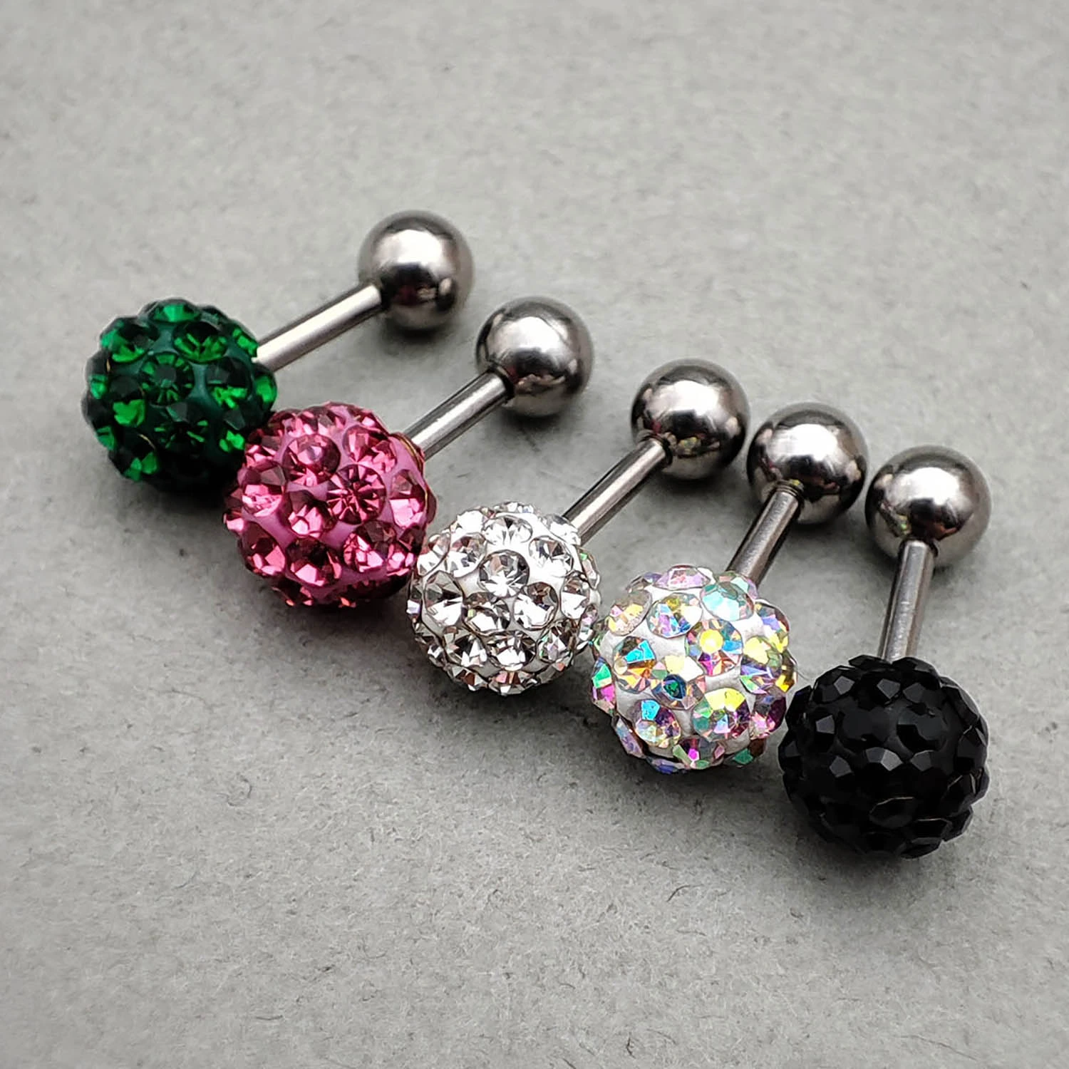 پیرسینگ گوش پیرسینگ گوش