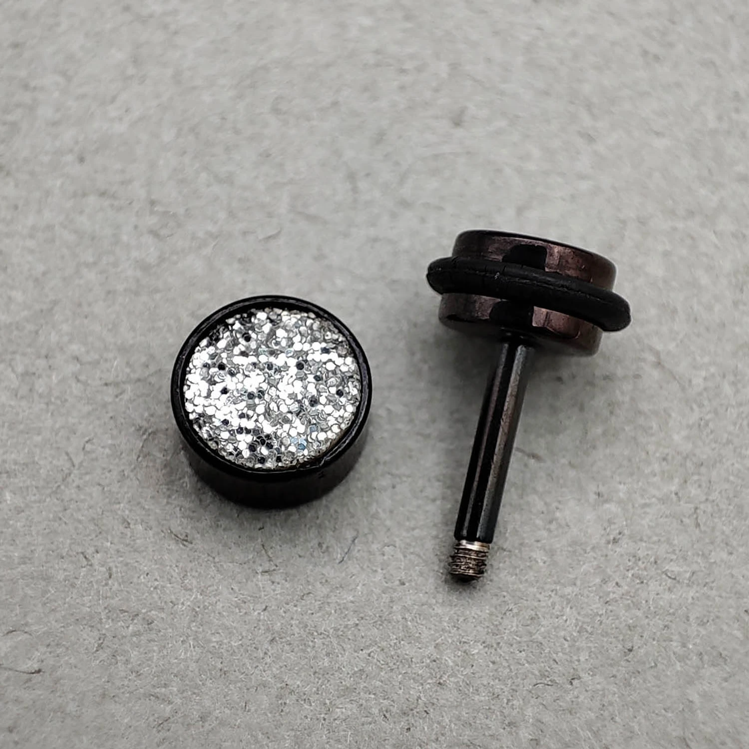 پیرسینگ گوش