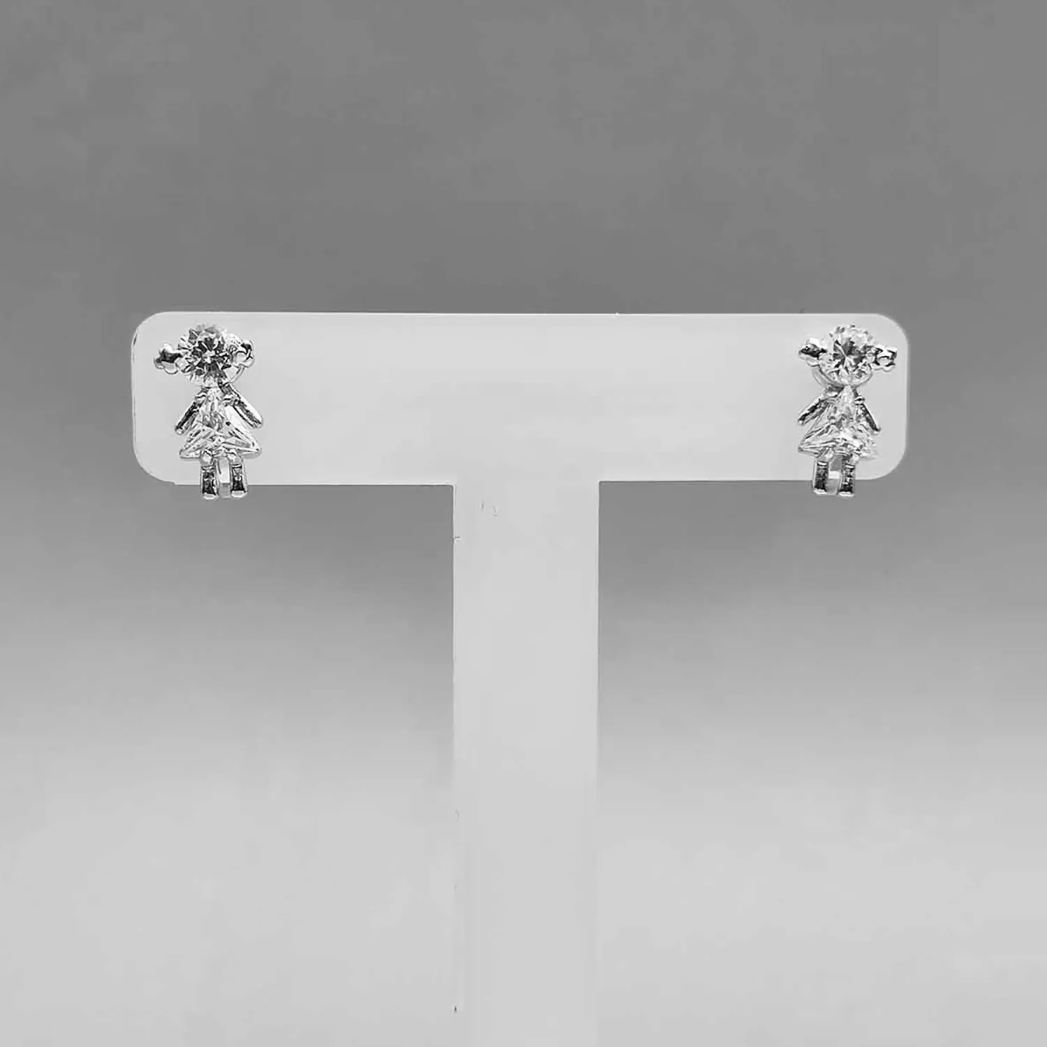 گوشواره مینیمال دختر