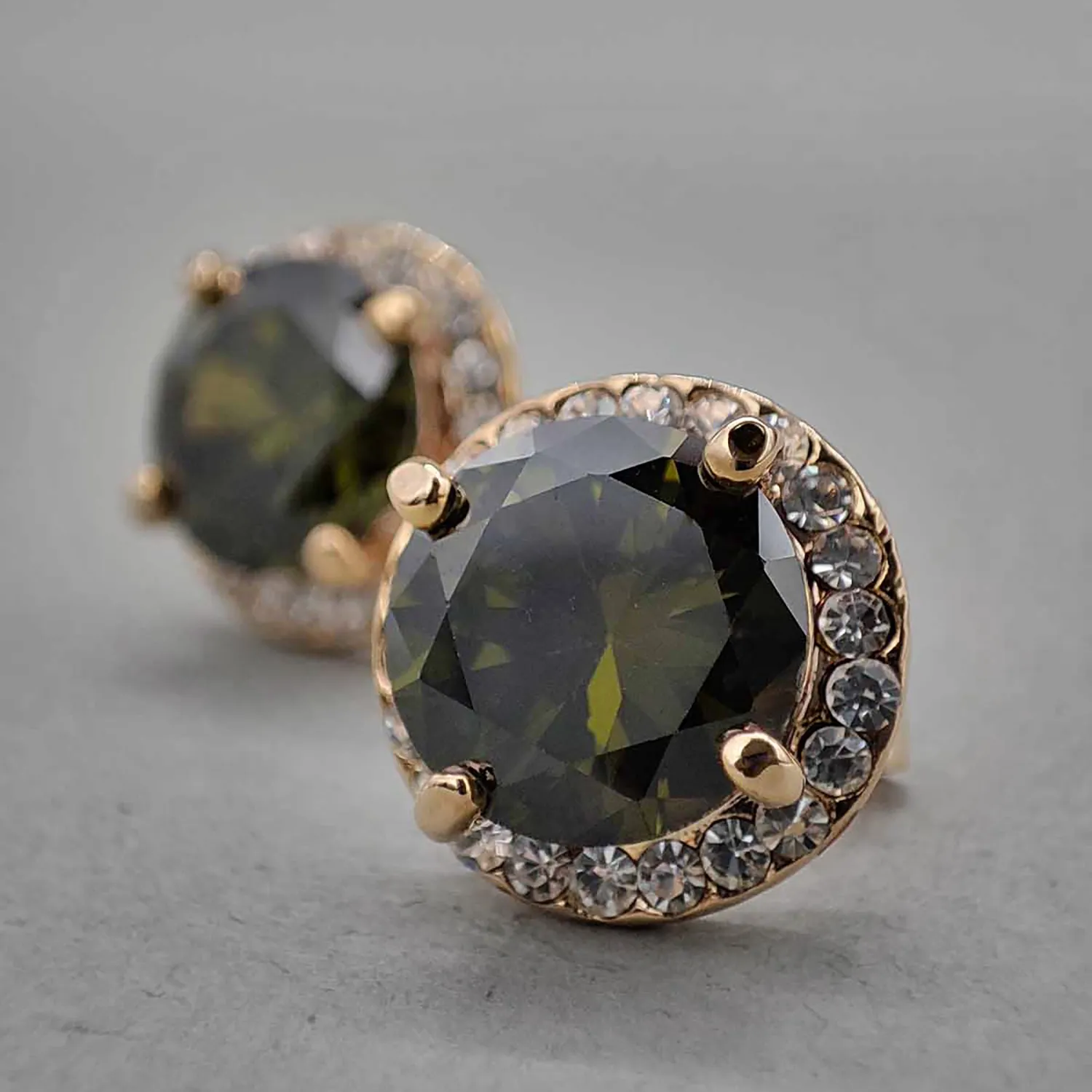 گوشواره زمرد