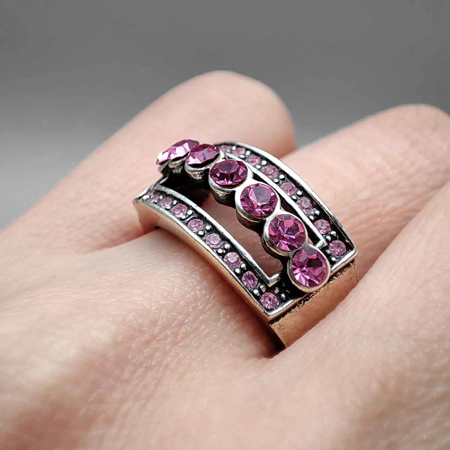 انگشتر آماتیس صورتی