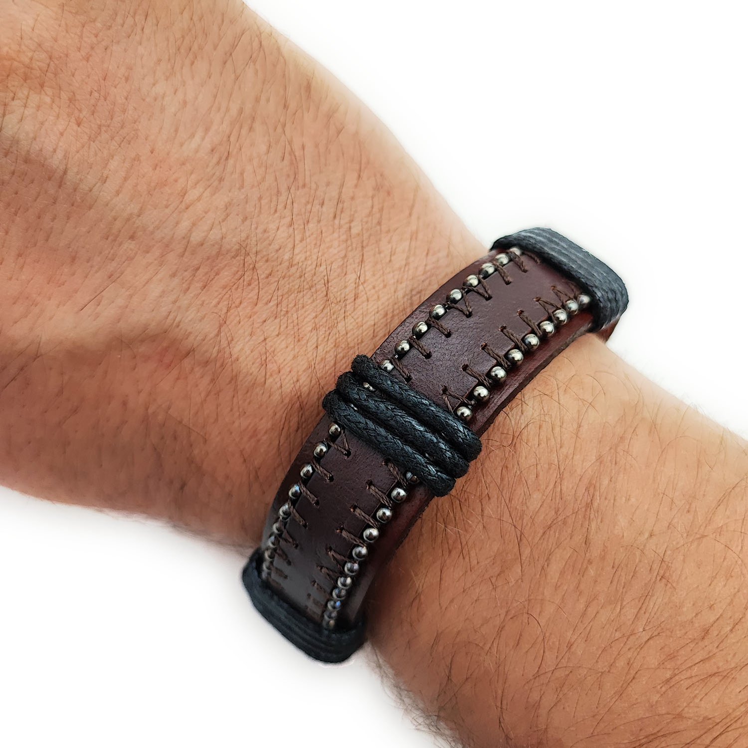 دستبند چرم 101