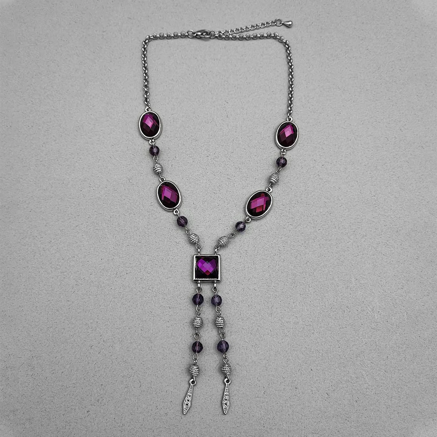 گردنبند آماتیس بنفش وی نویز