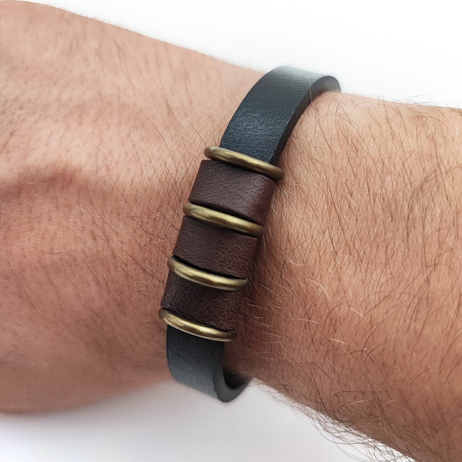 دستبند چرم 122