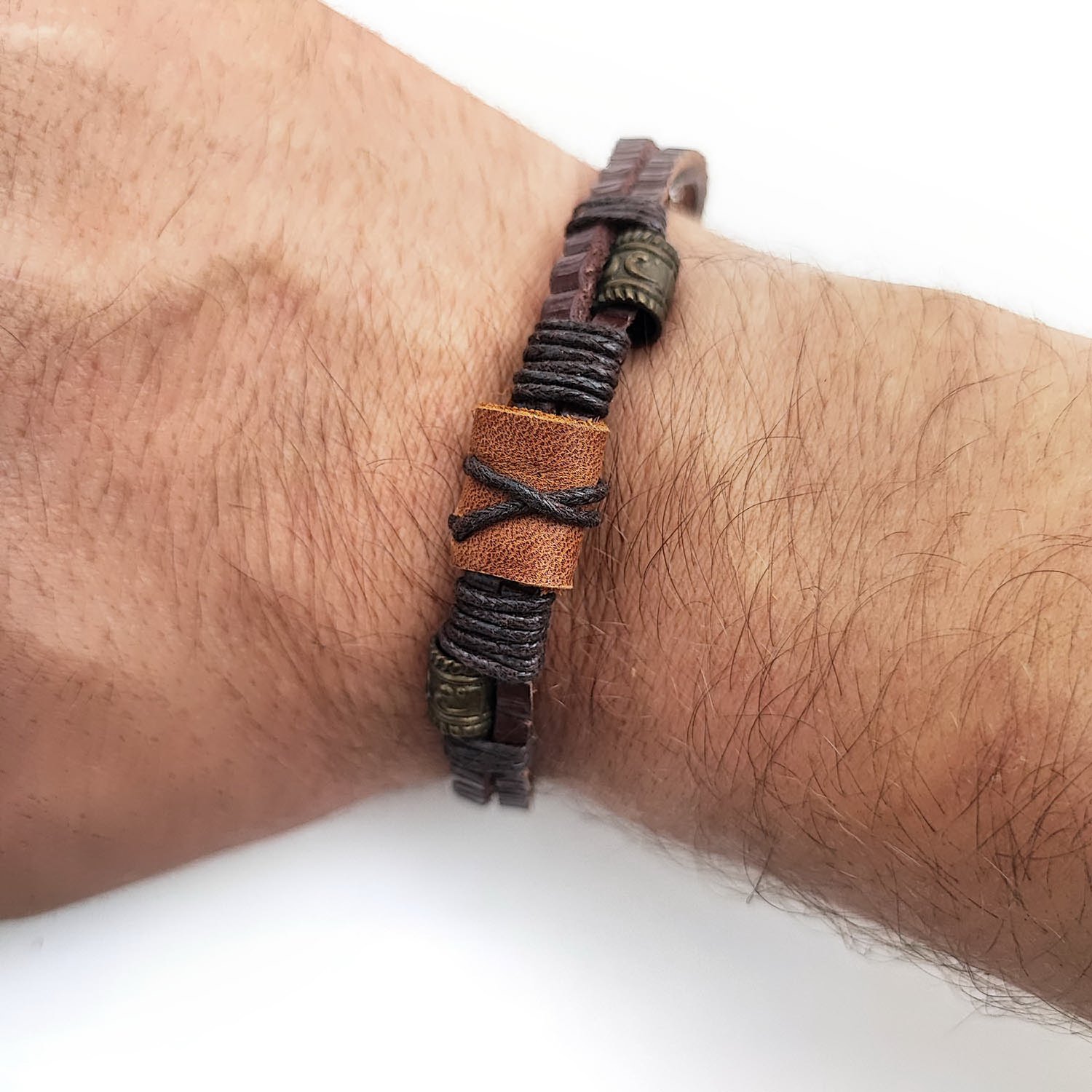 دستبند چرم 116