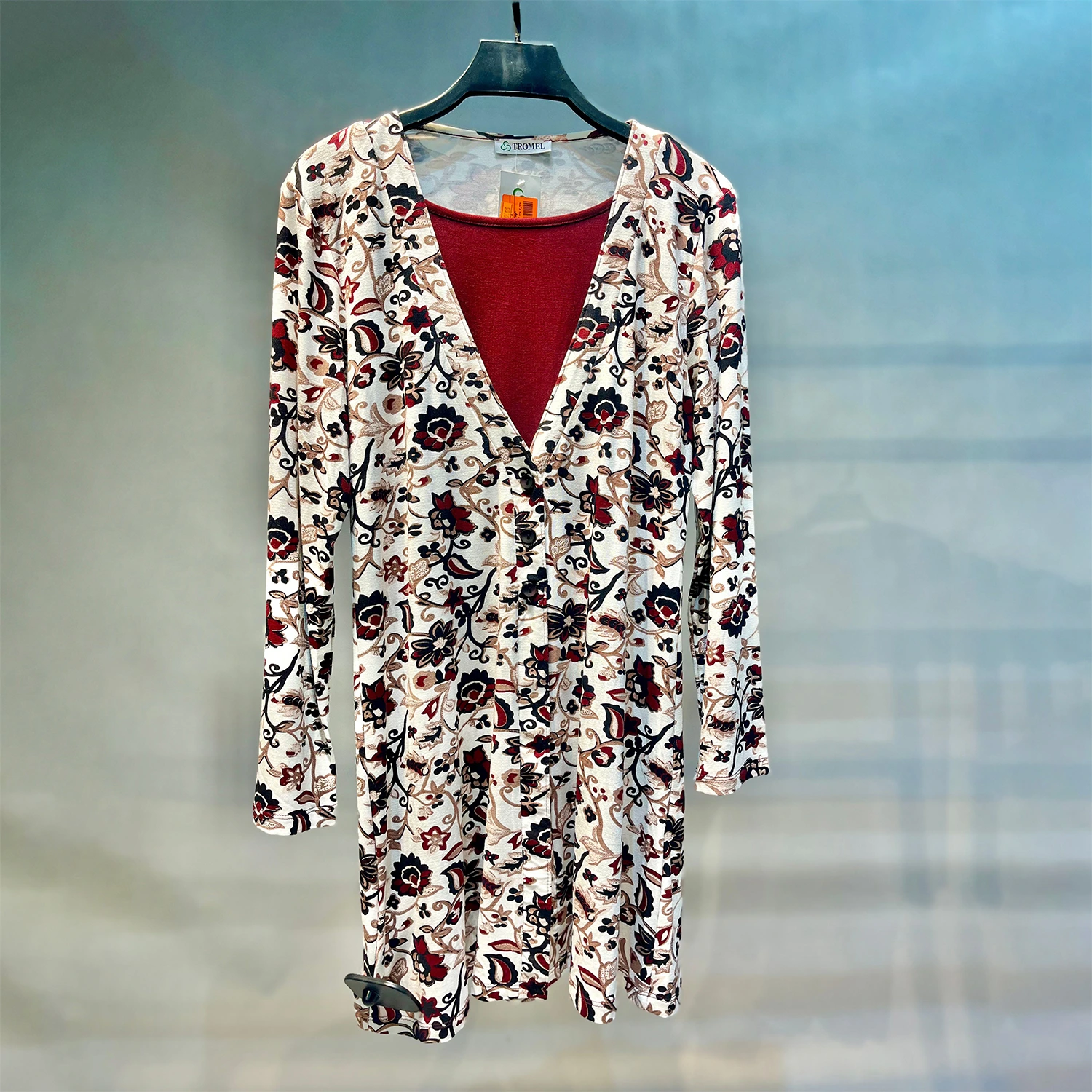 بلوز گلی سه دکمه