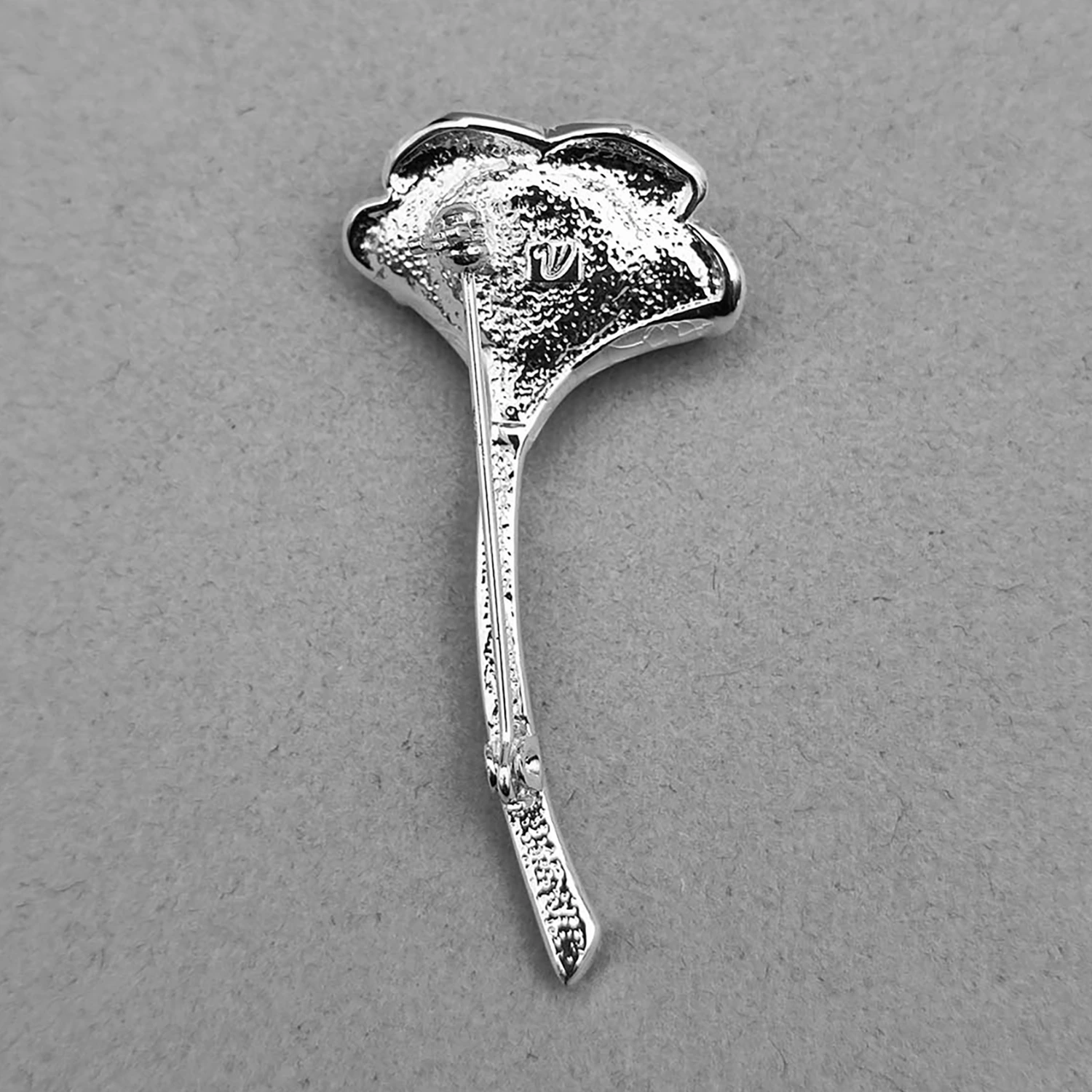 گلسینه گل و مروارید