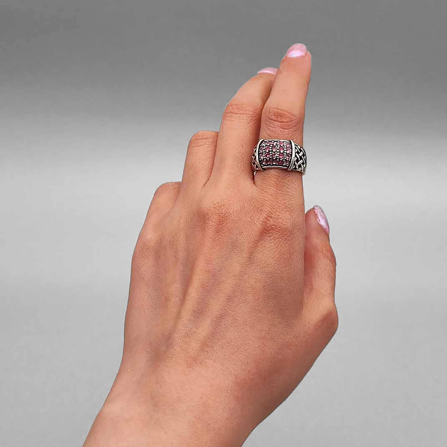 انگشتر آماتیس صورتی