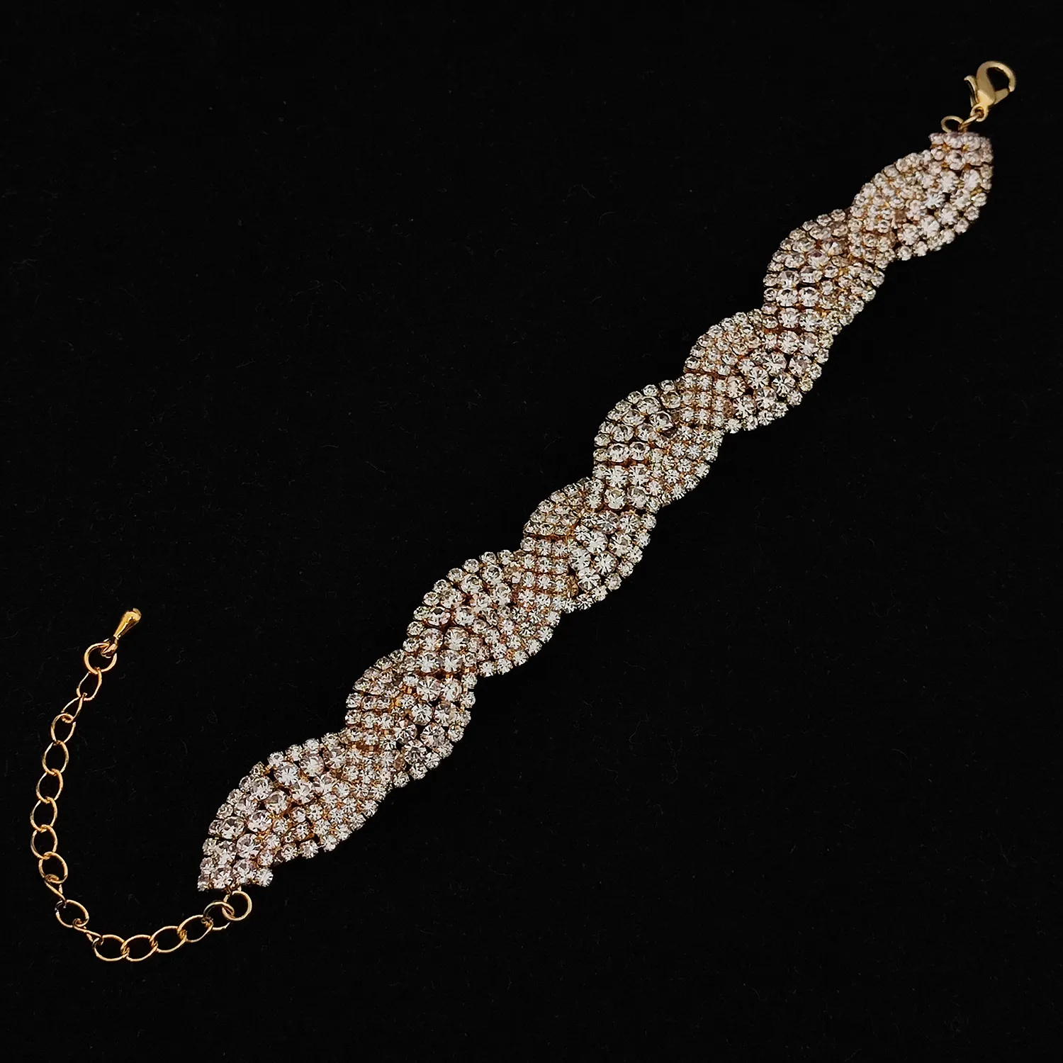 دستبند طرح جواهر بافته