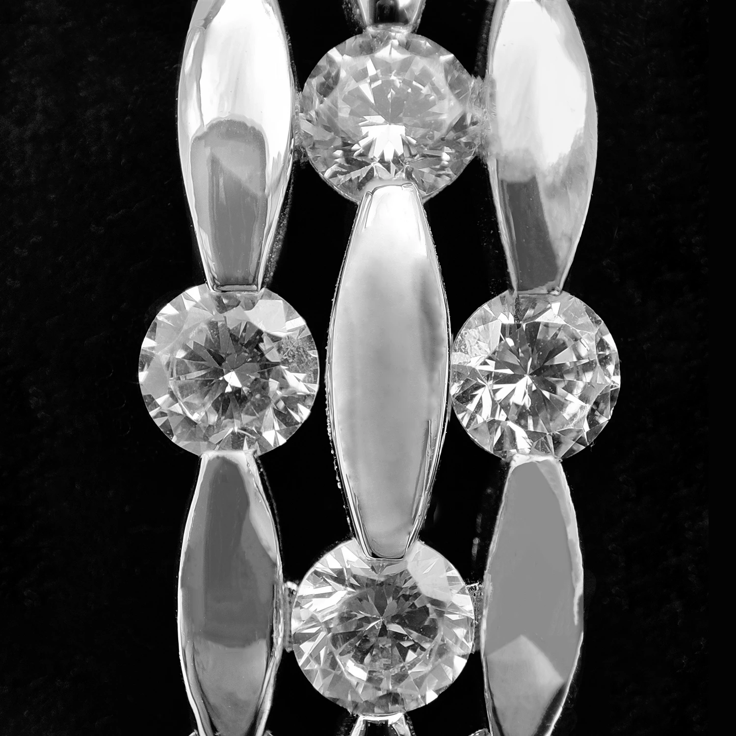 دستبند النگویی جواهری ژوپینگ