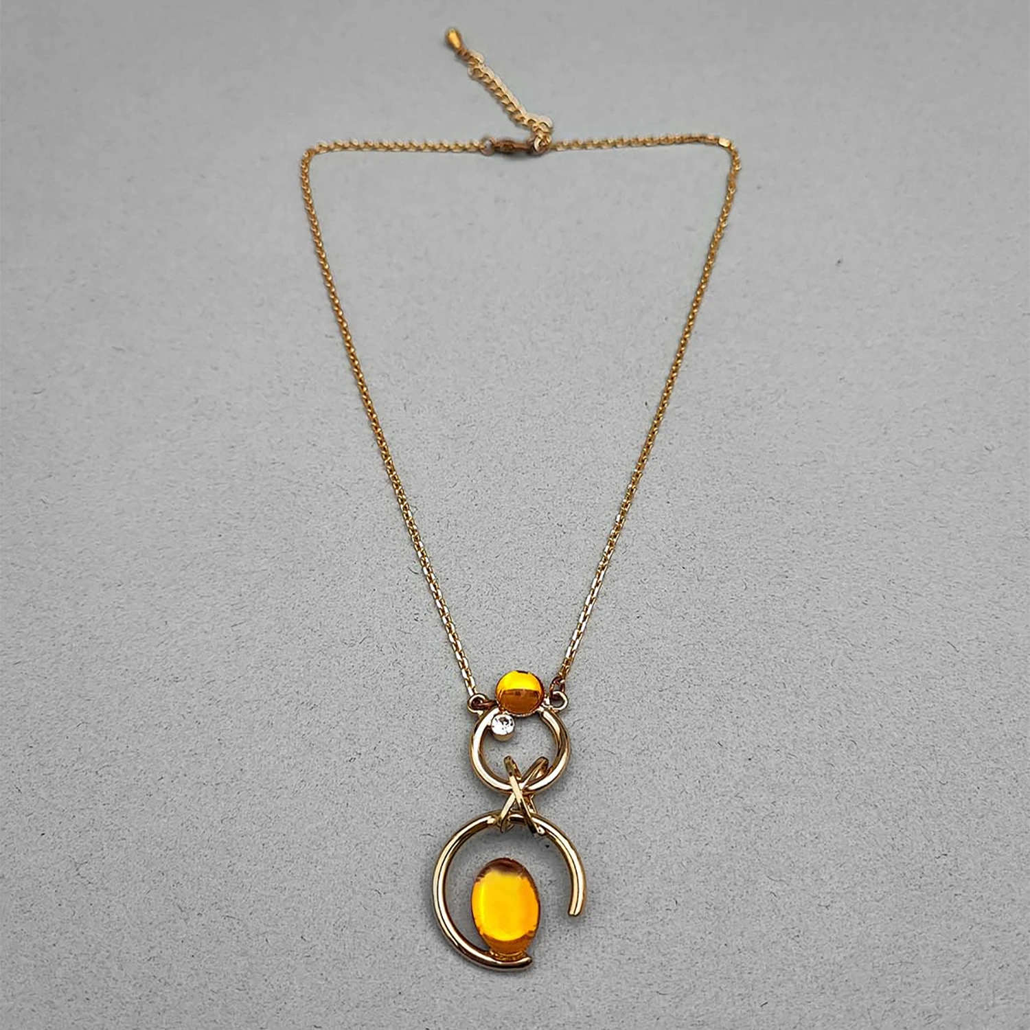 گردنبند دیاموند وی نویز