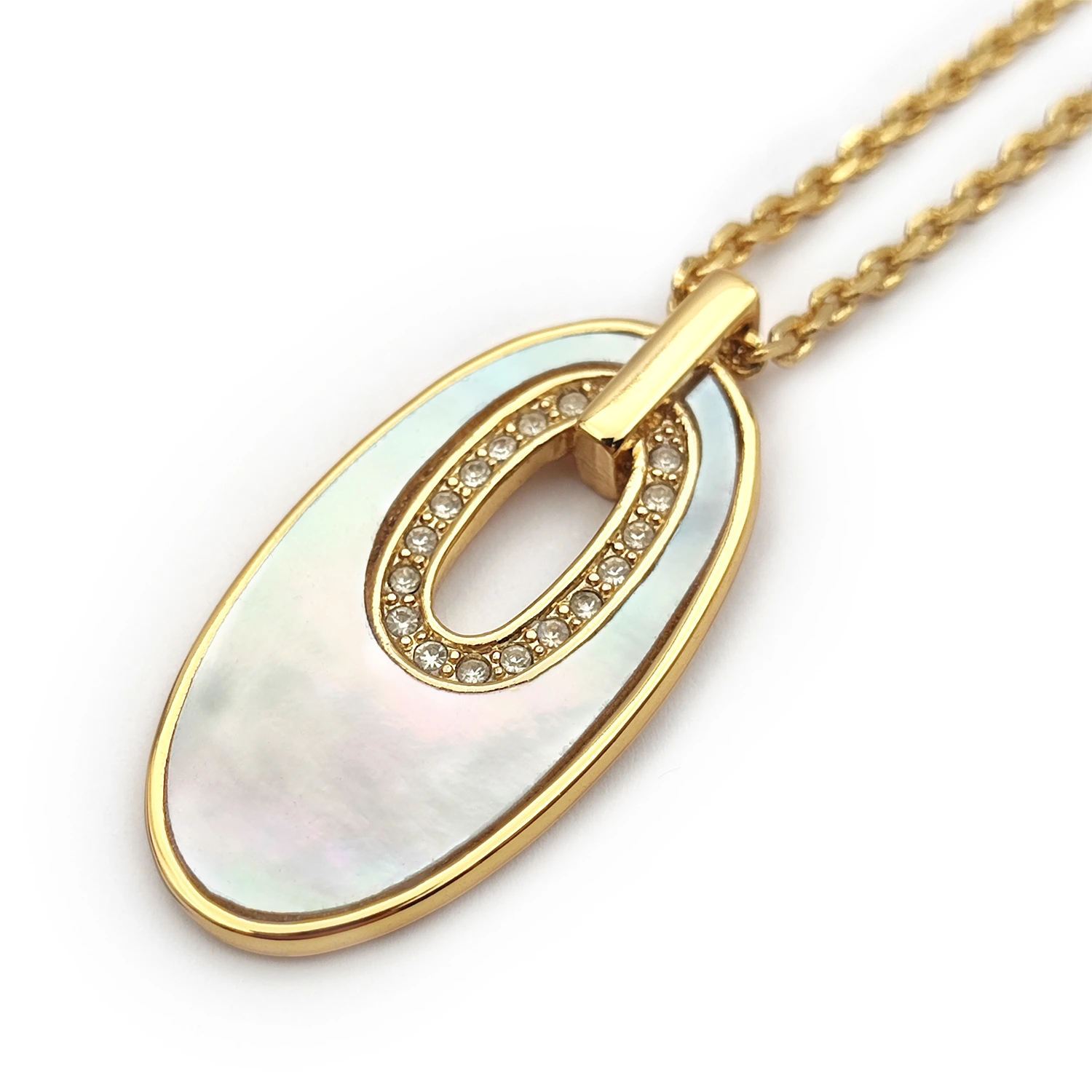 پلاک و زنجیر بیضی صدفی