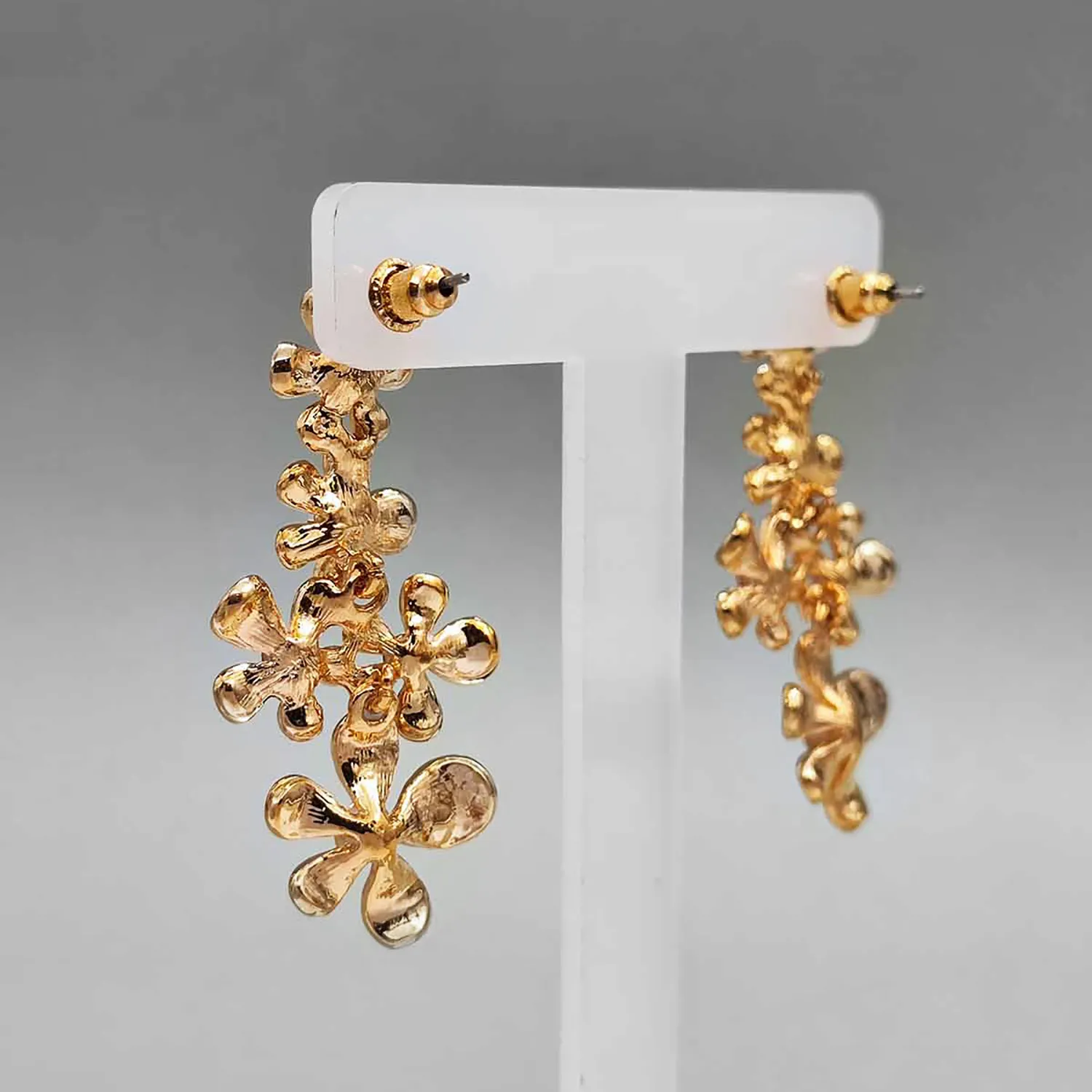 گوشواره گل zaya