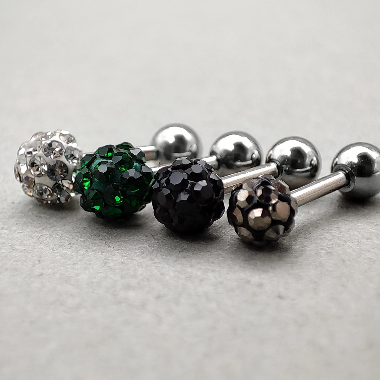 پیرسینگ گوش پیرسینگ گوش