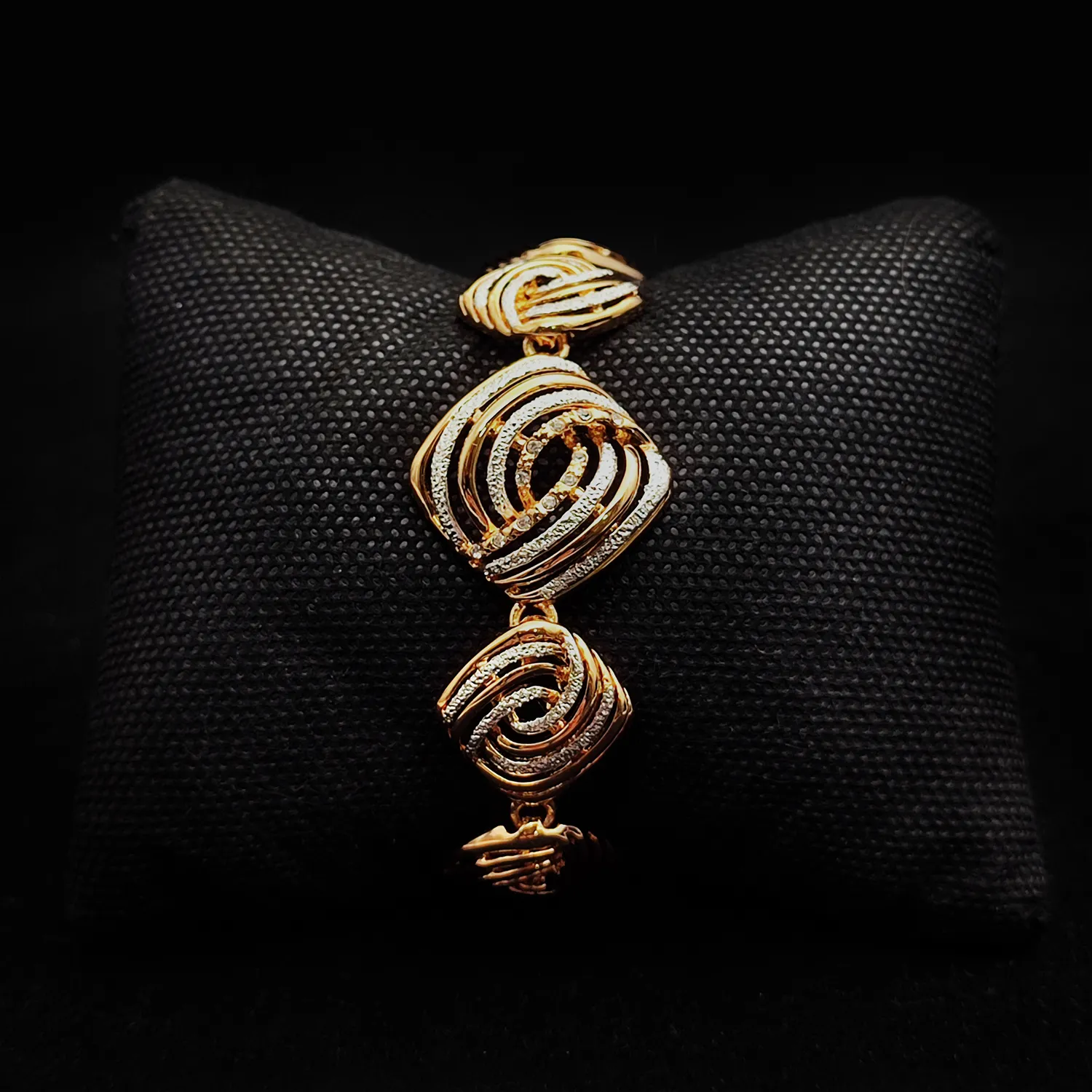 دستبند اب طلا ایتالیا