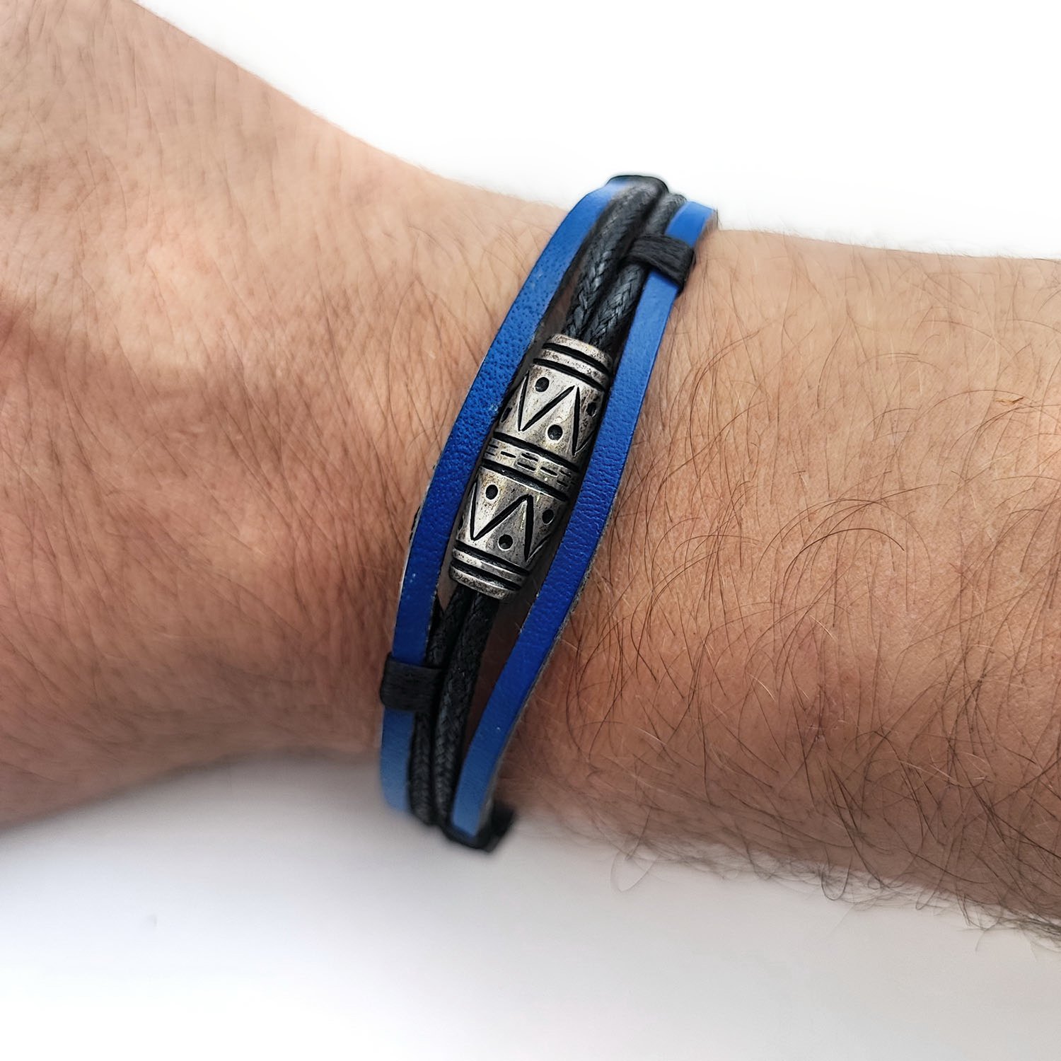 دستبند چرم 117