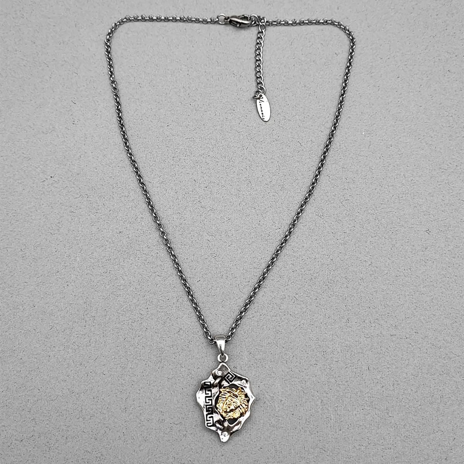 گردنبند ورساچه وی نویز