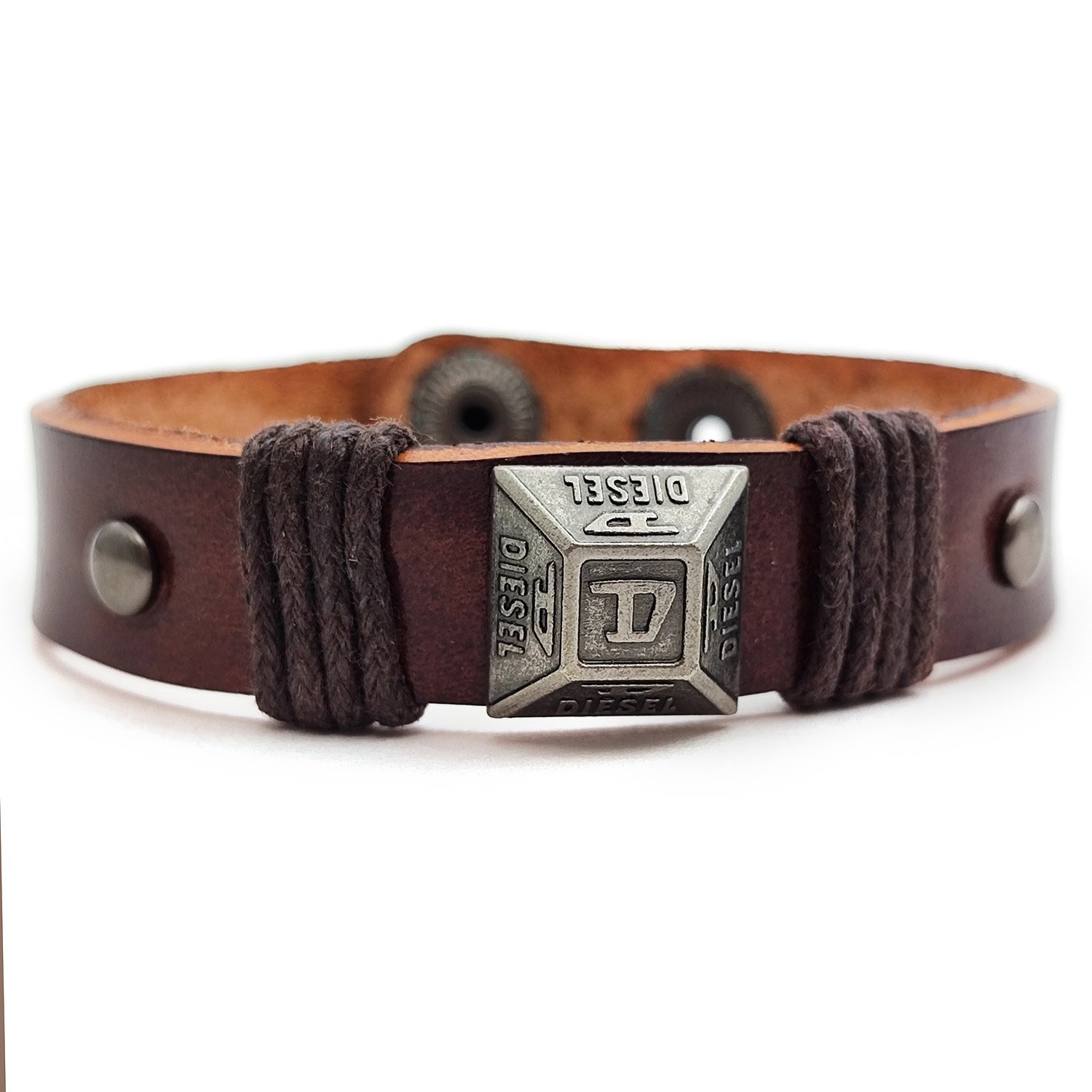 دستبند چرم 114