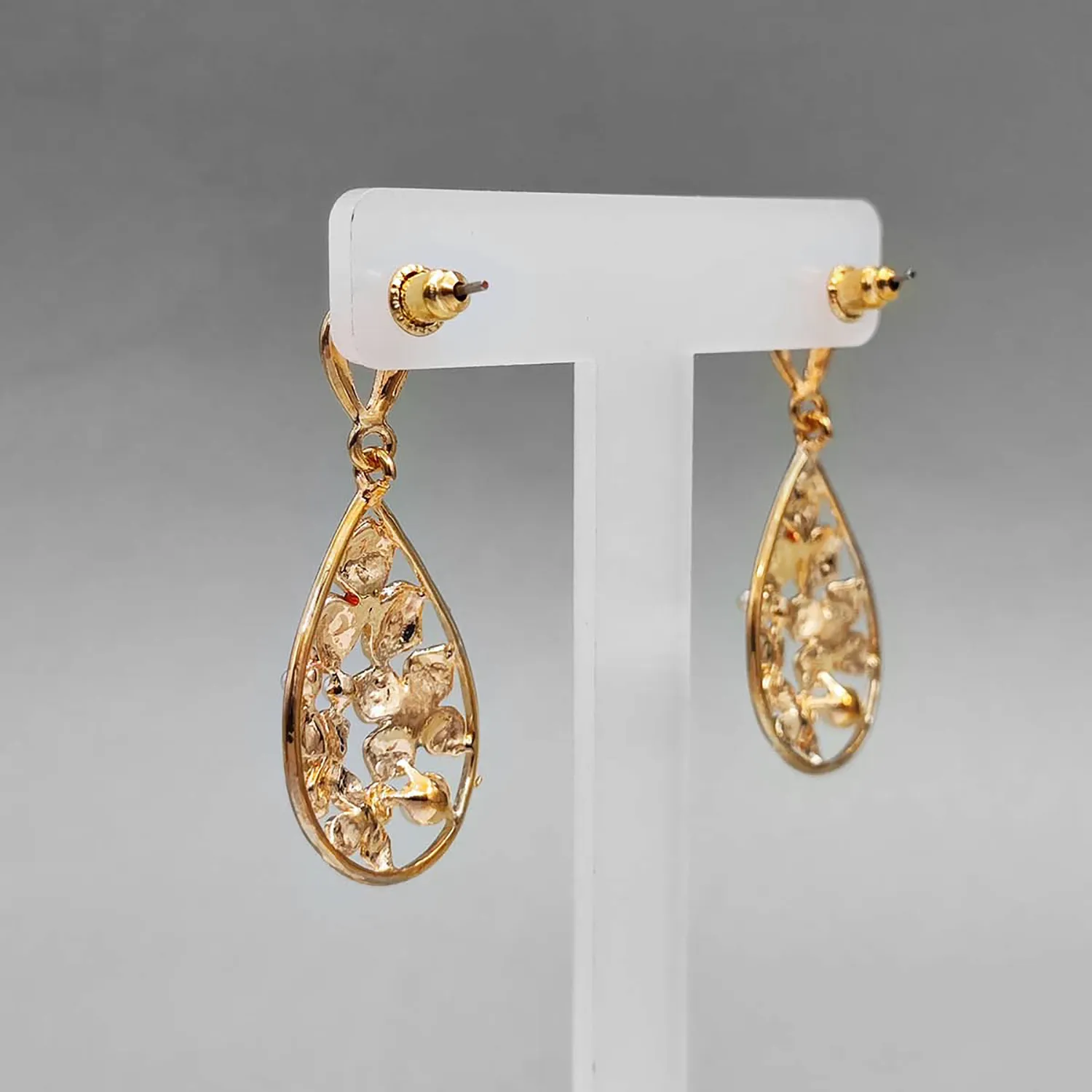 گوشواره گل zaya