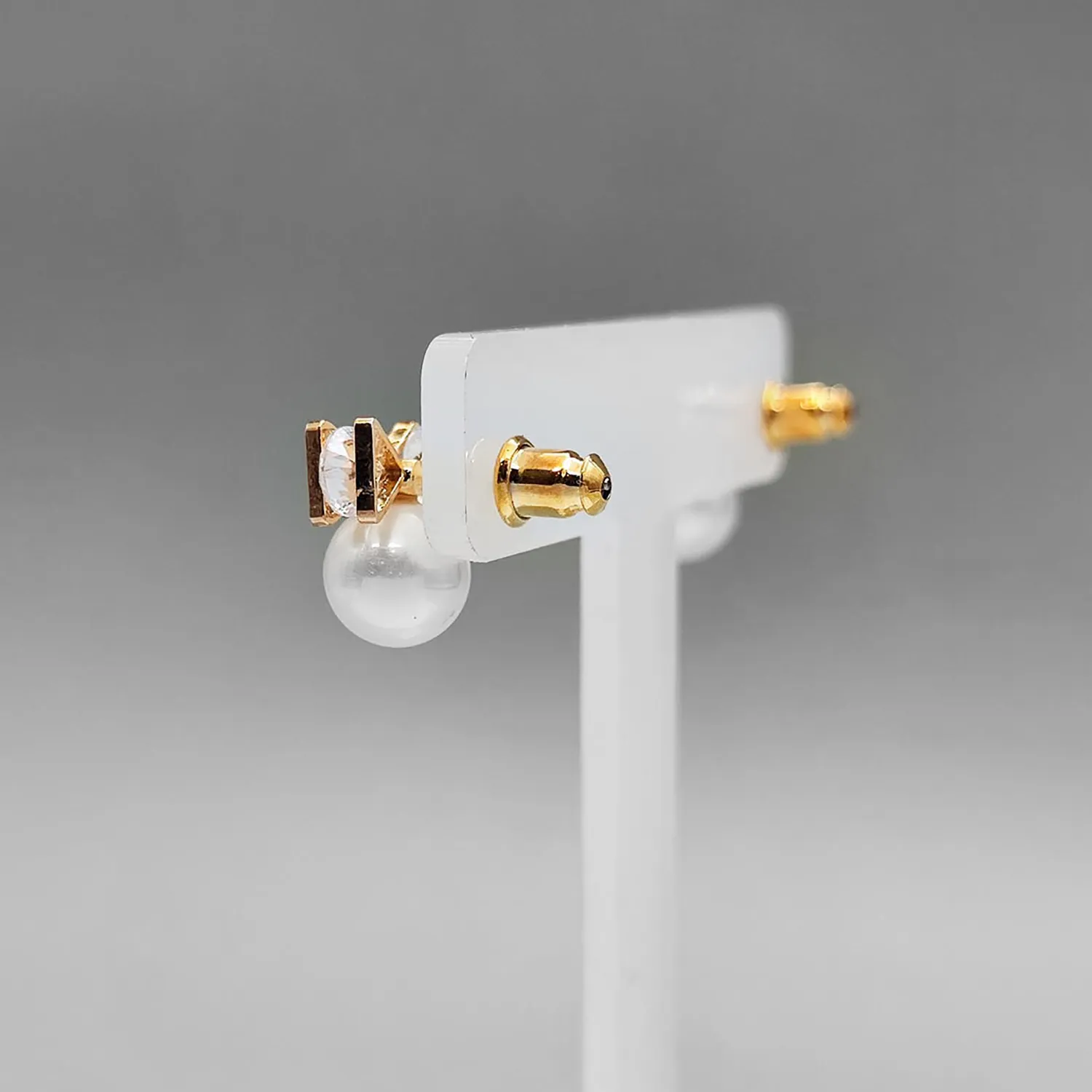 گوشواره میخی مروارید 