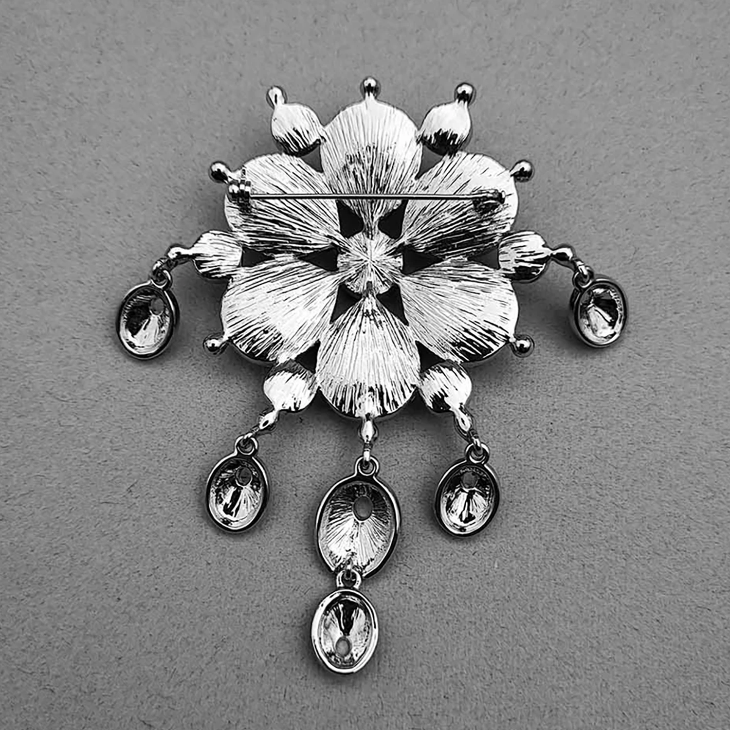 گلسینه گل صورتی و سفید