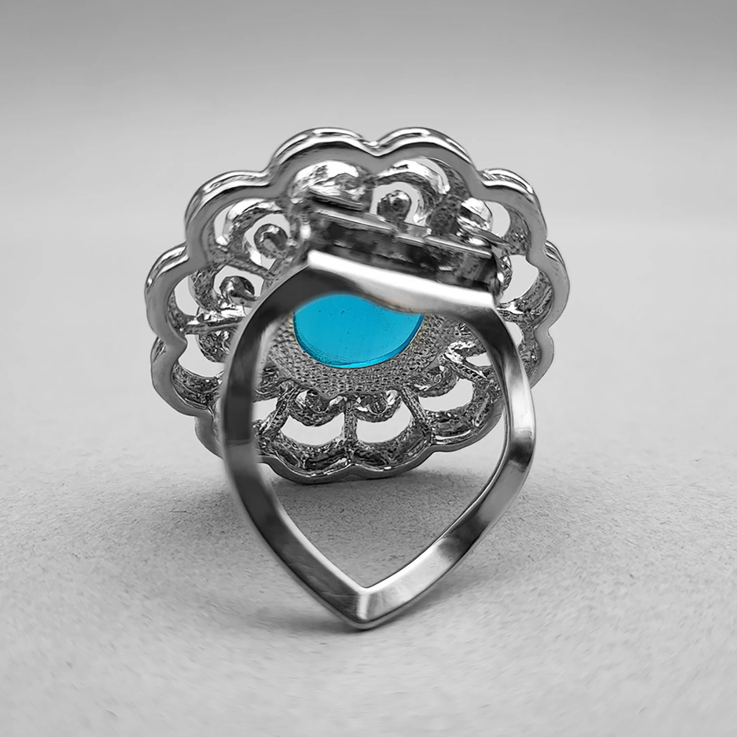 گلسینه و گیره روسری فلاور توپاز