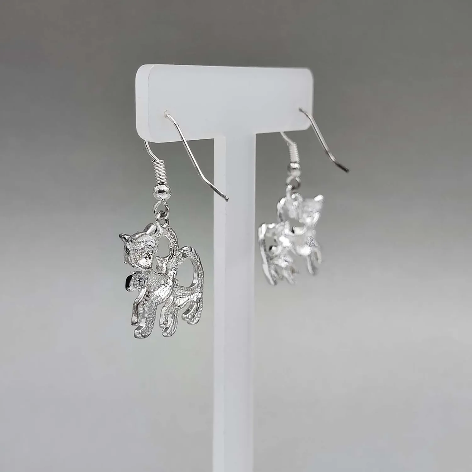 گوشواره پیشی zaya