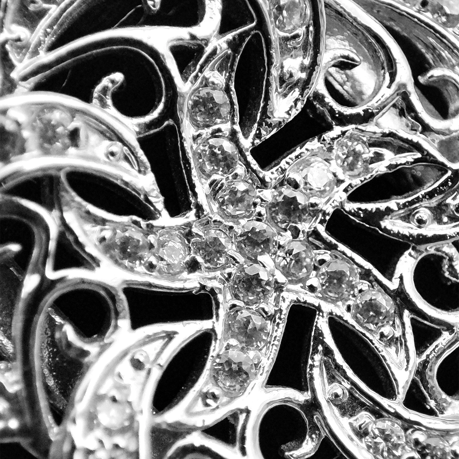 دستبند النگویی جواهری ژوپینگ