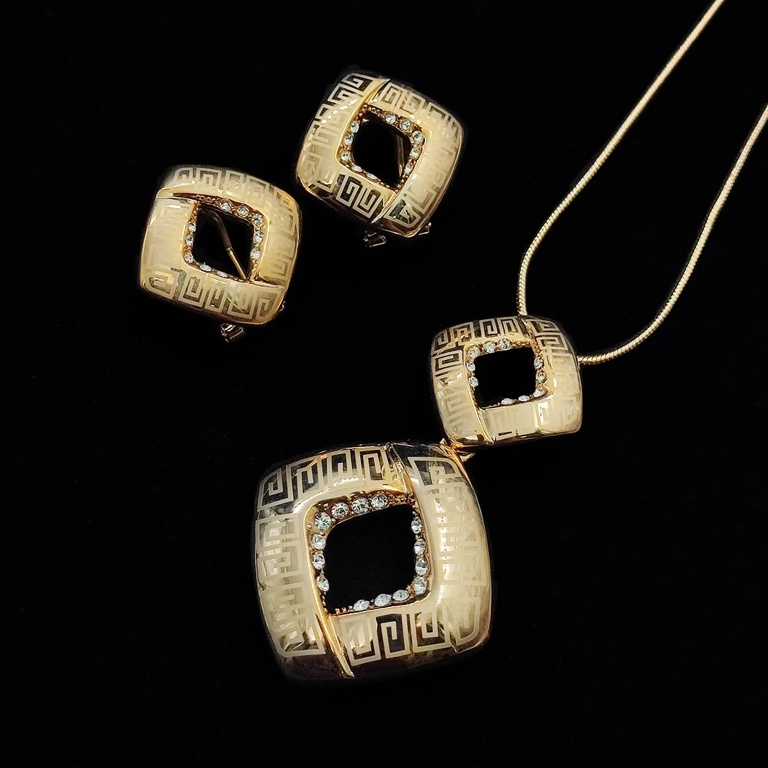 نیم ست اب طلا ایتالیا