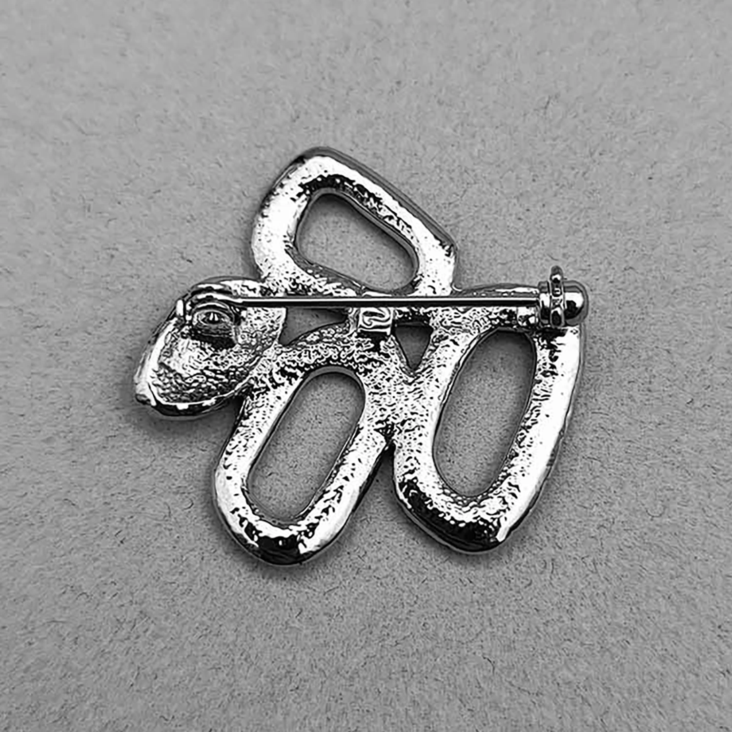 گلسینه حجمی جواهرنشان