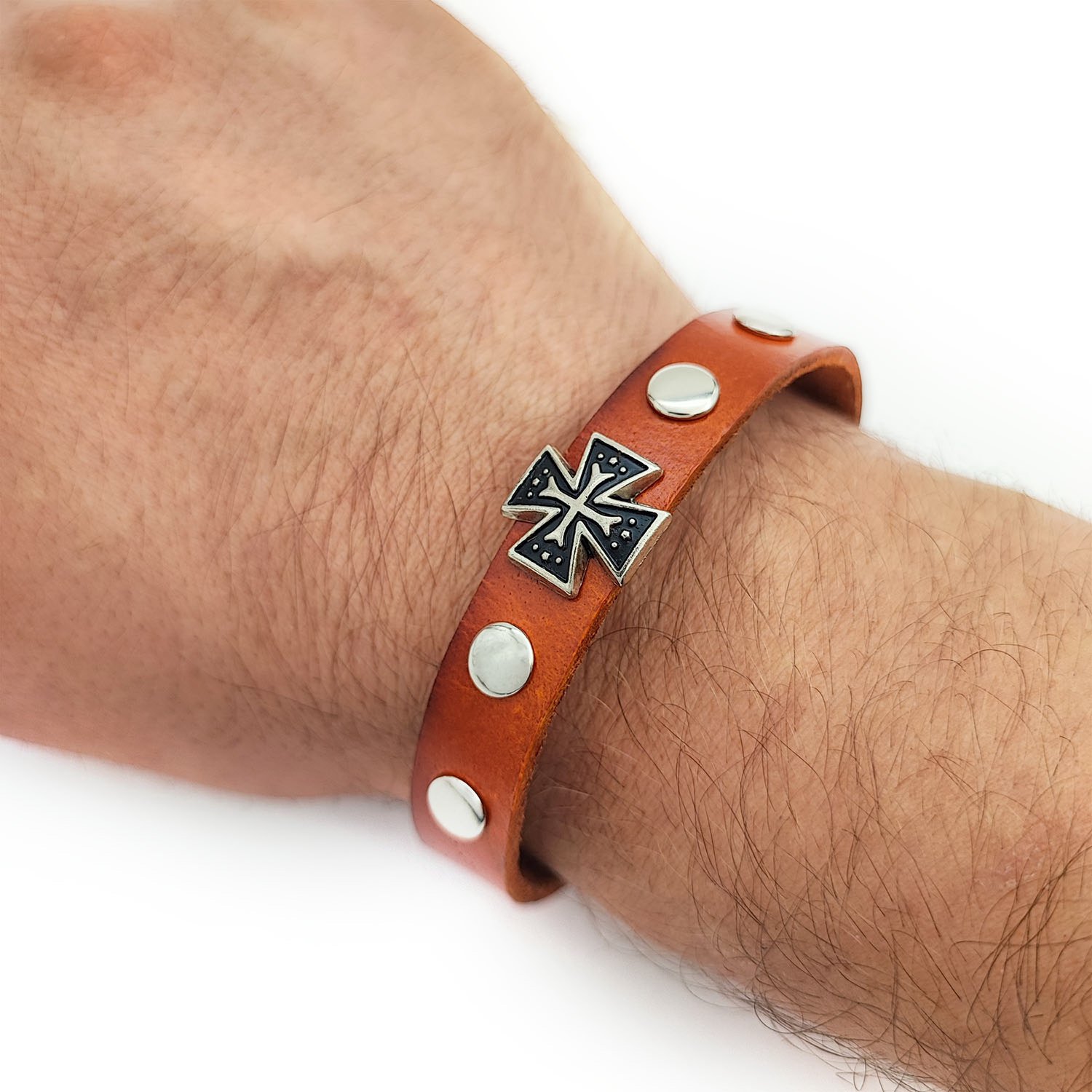 دستبند چرم 103