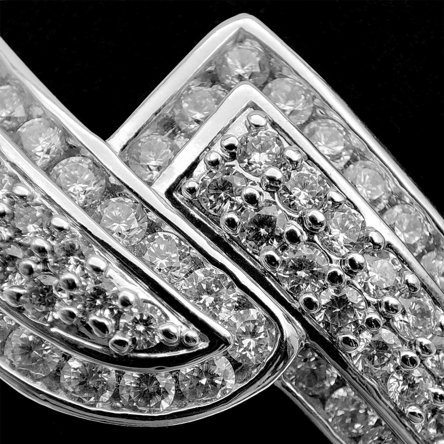 دستبند النگویی جواهری ژوپینگ