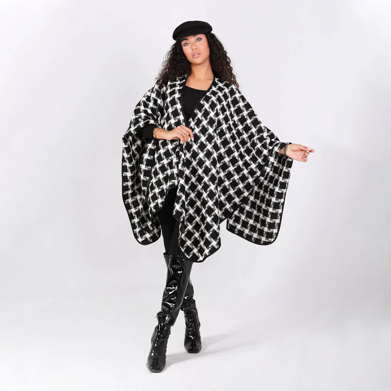 پانچو ضخیم شنل