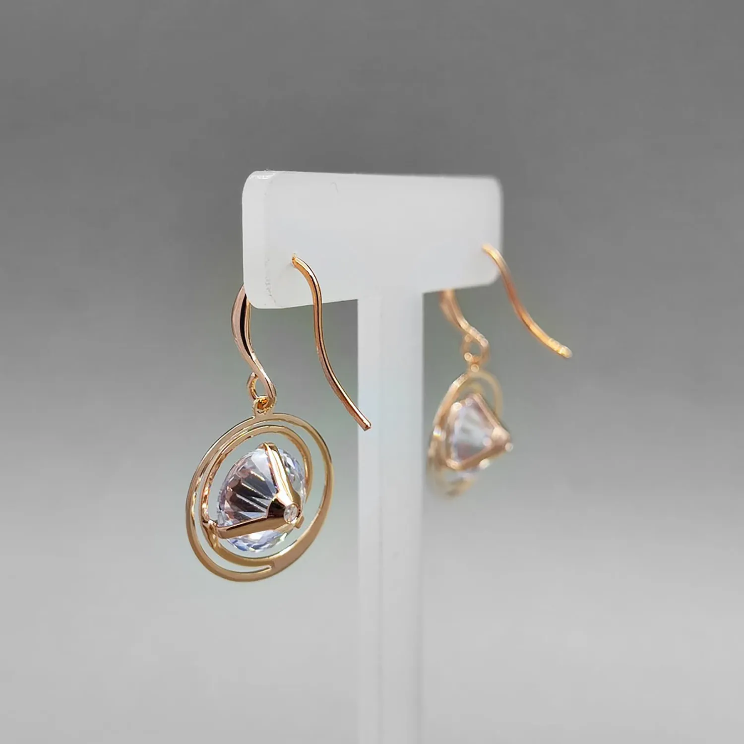 گوشواره مارپیچ