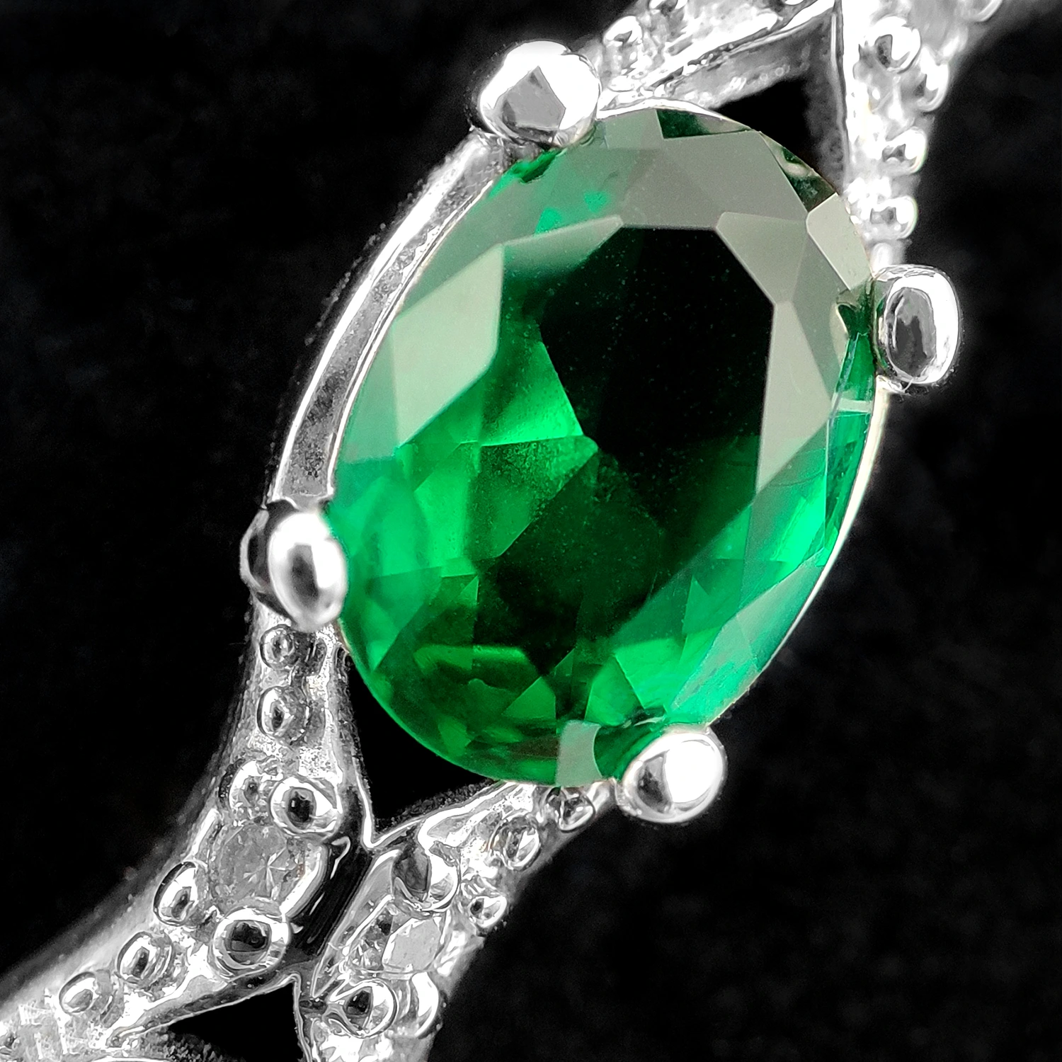 دستبند النگویی جواهری ژوپینگ