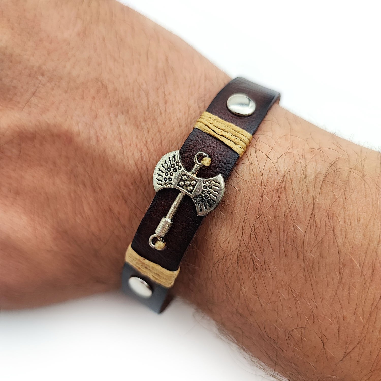 دستبند چرم 107